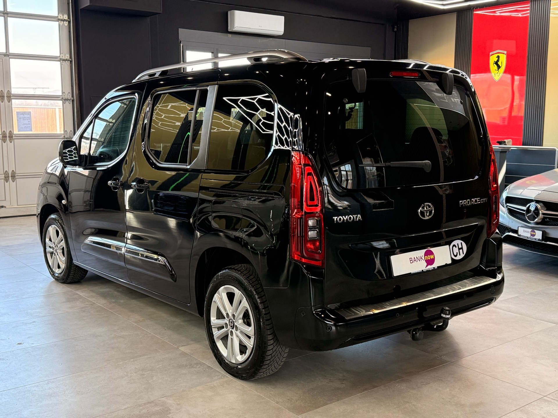 TOYOTA Proace City Verso 1.5 Style Medium Automatik-image-6