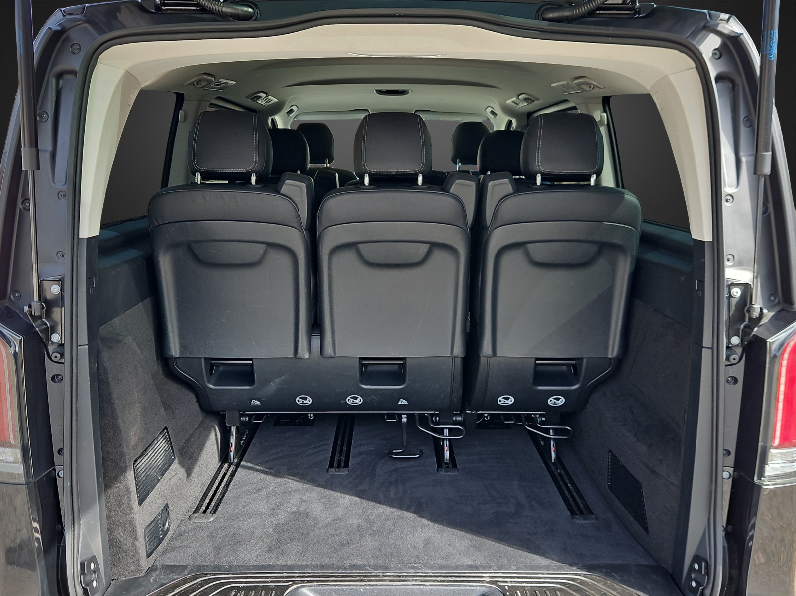 MERCEDES-BENZ V 250 d lang Avantgarde 4Matic G-Tronic-image-11