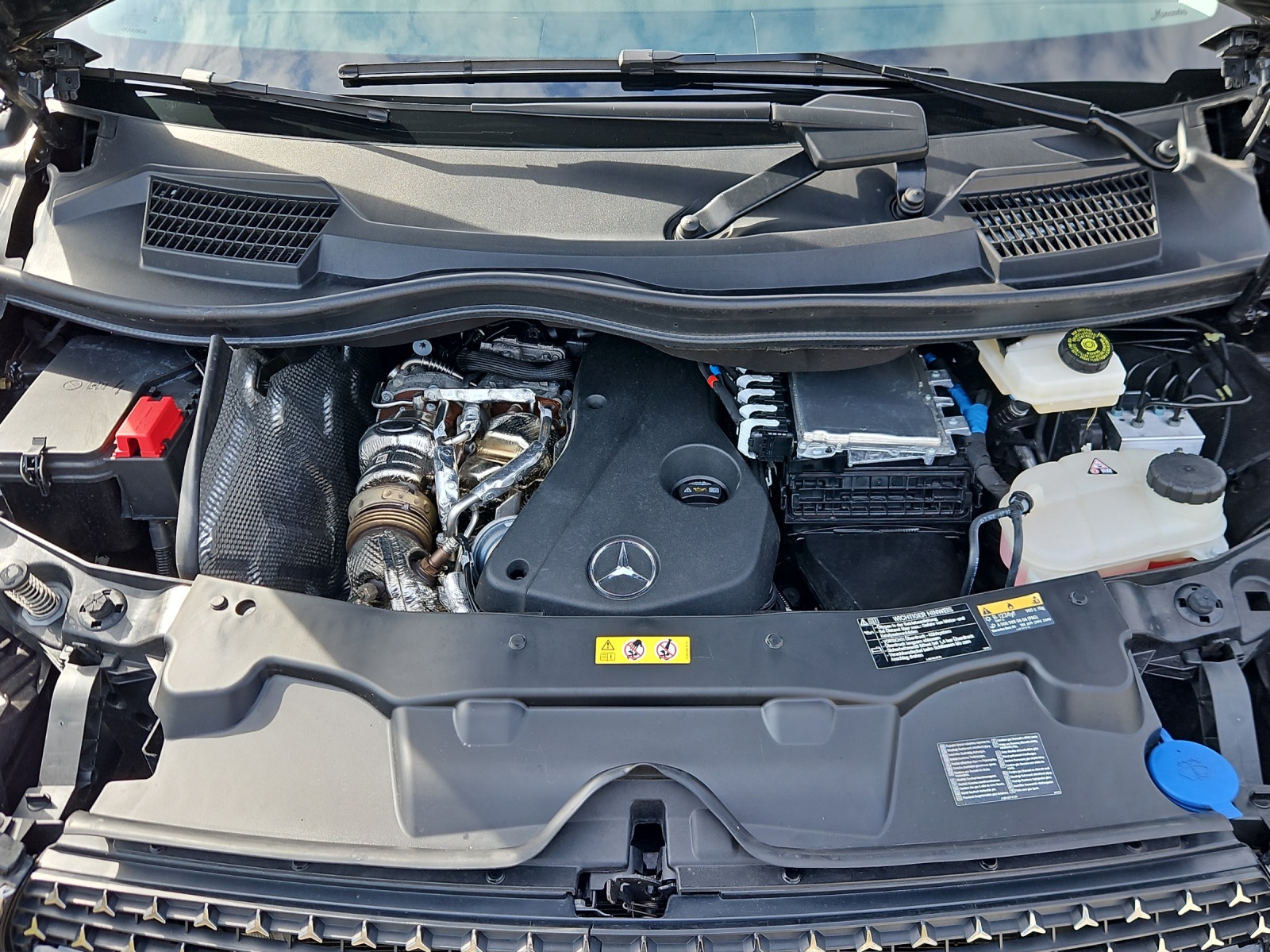 MERCEDES-BENZ V 250 d lang Avantgarde 4Matic G-Tronic-image-12