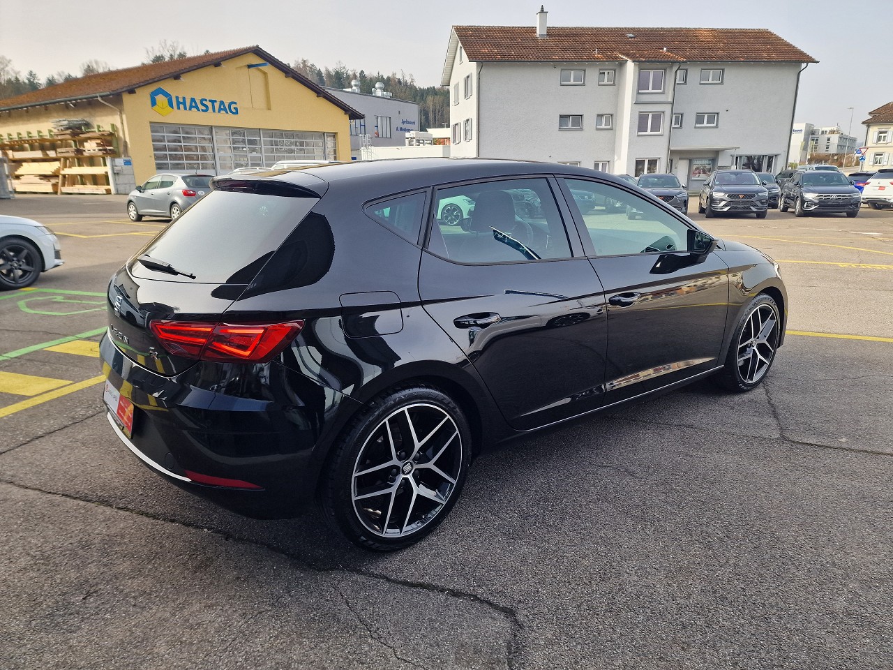 SEAT Leon 2.0 TSI FR DSG-image-5