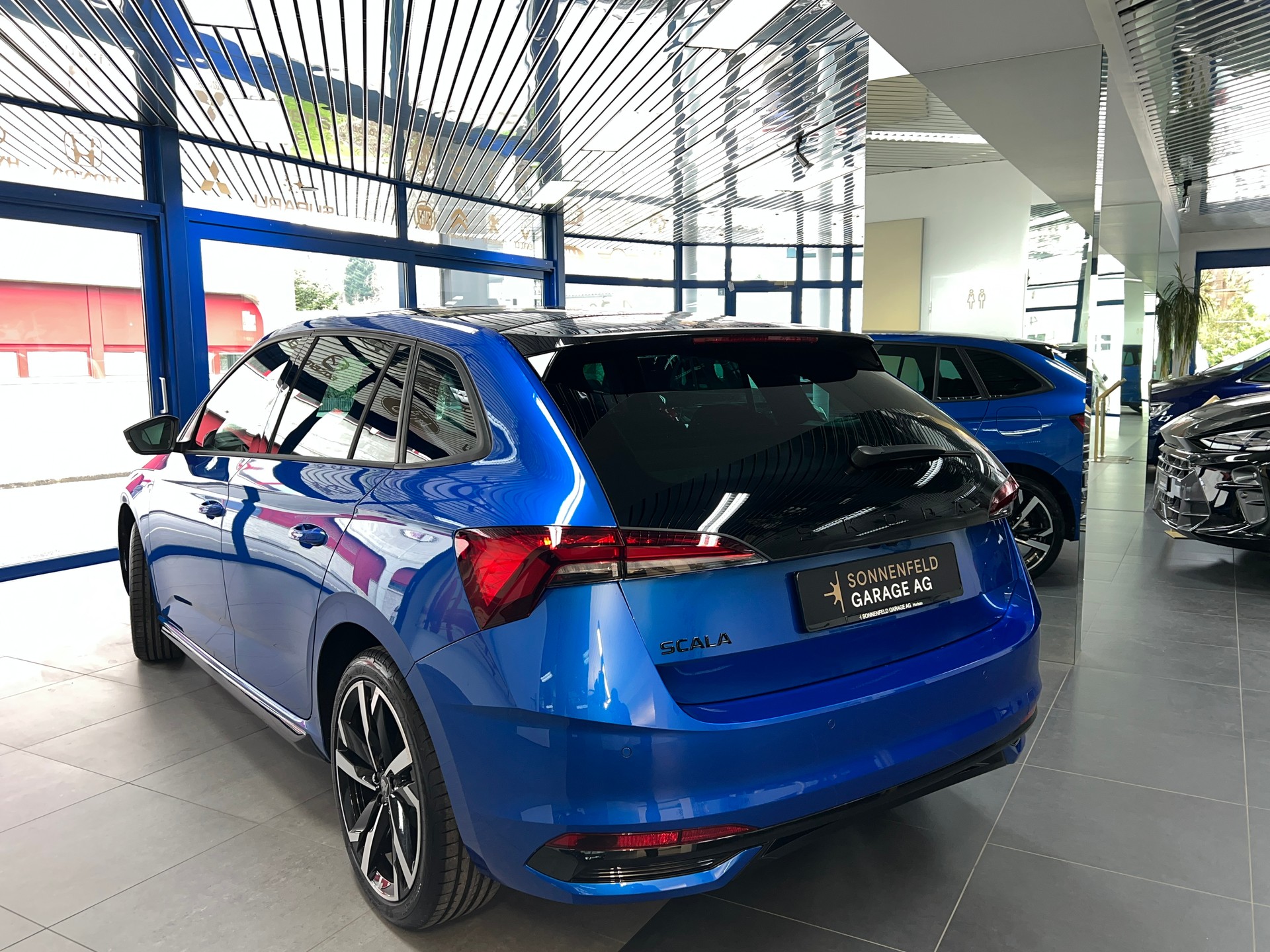 SKODA Scala 1.5 TSI Monte Carlo DSG / 4.3 % Leasing-showroom-element-2