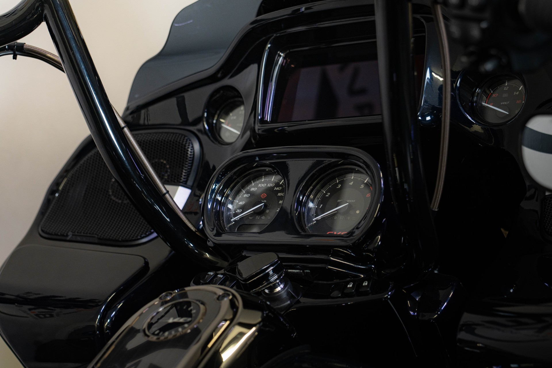 HARLEY-DAVIDSON FLTRXSE Road Glide Special 117 CVO-image-6