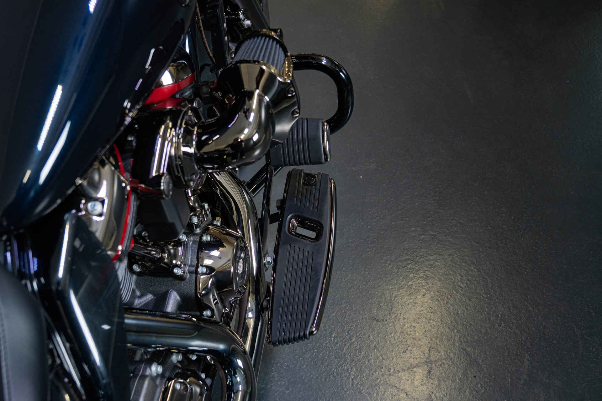 HARLEY-DAVIDSON FLTRXSE Road Glide Special 117 CVO-image-8