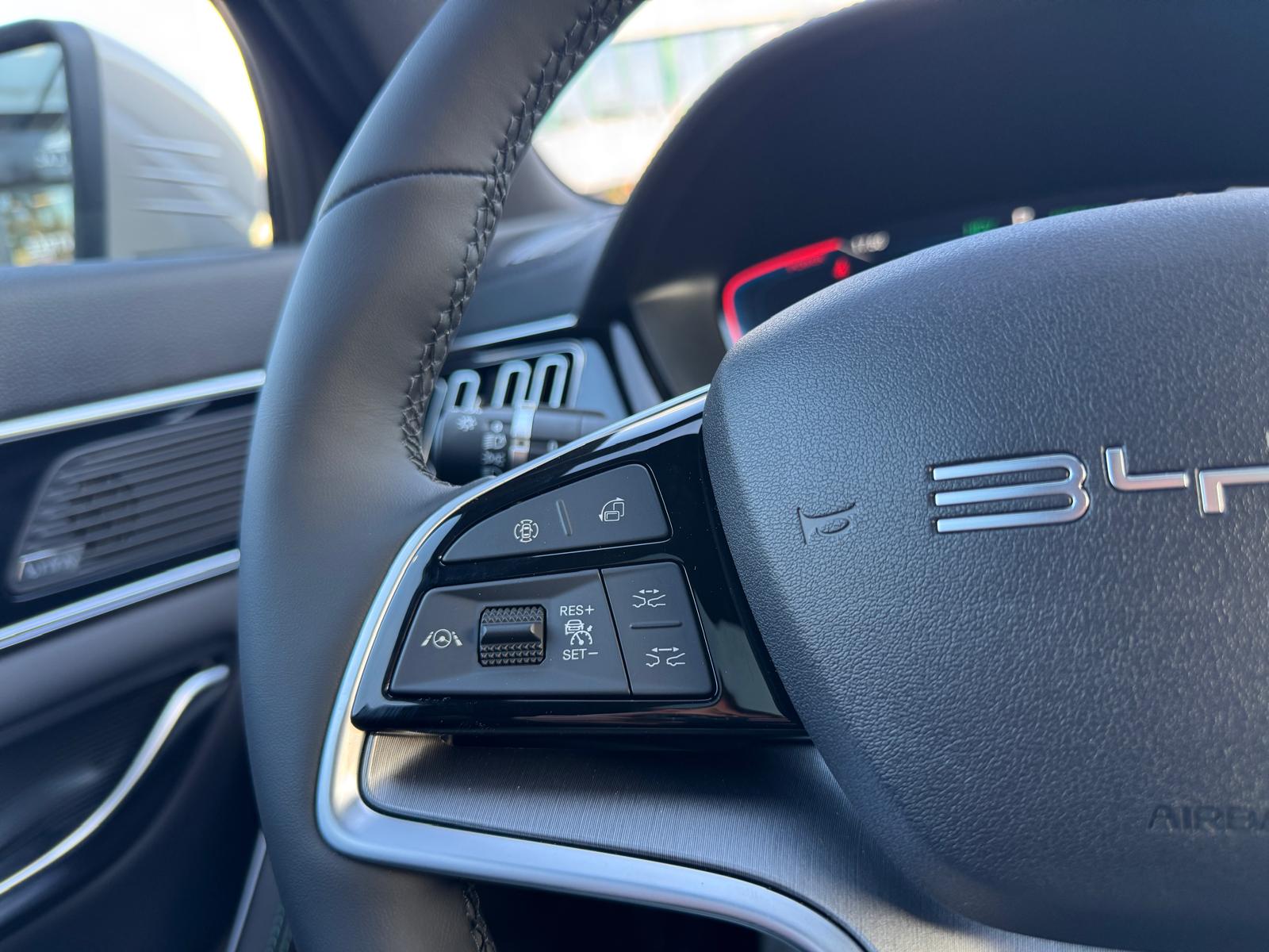 BYD Seal U DM-i Design AWD-image-20