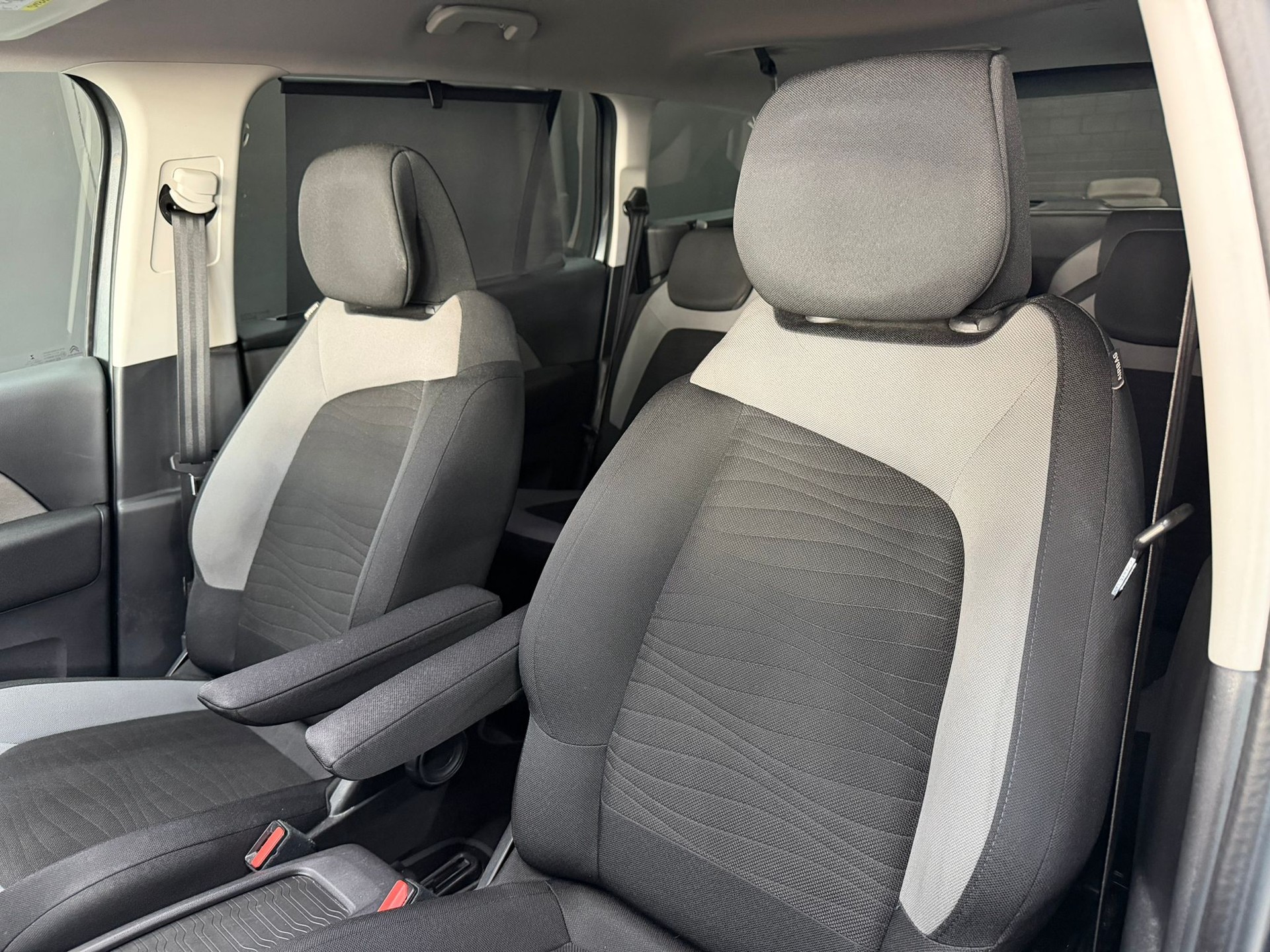 CITROEN Grand C4 Picasso 2.0 BlueHDi Exclusive Automatic-image-9