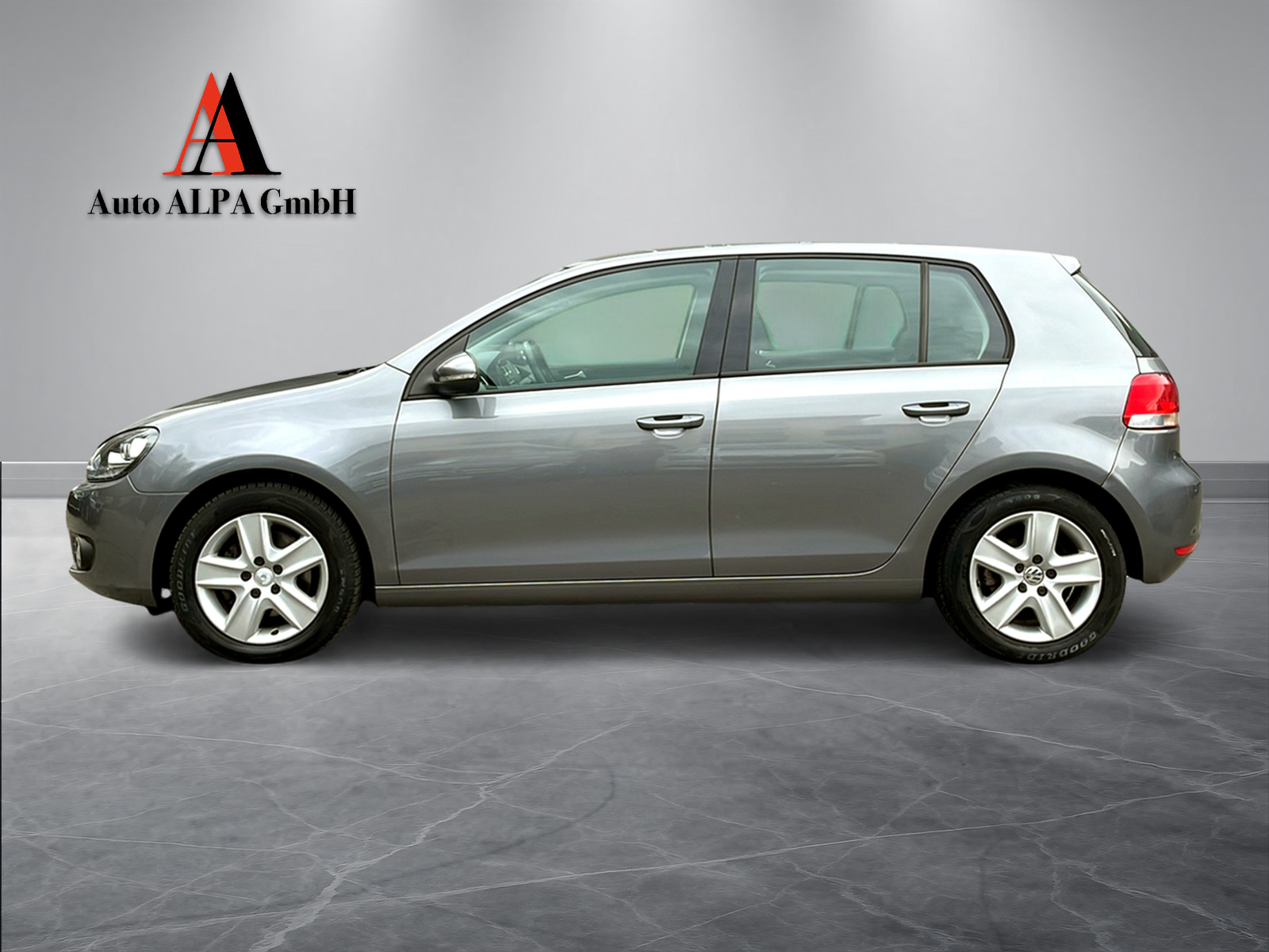 VW Golf 2.0 TDI Comfortline DSG-showroom-element-1