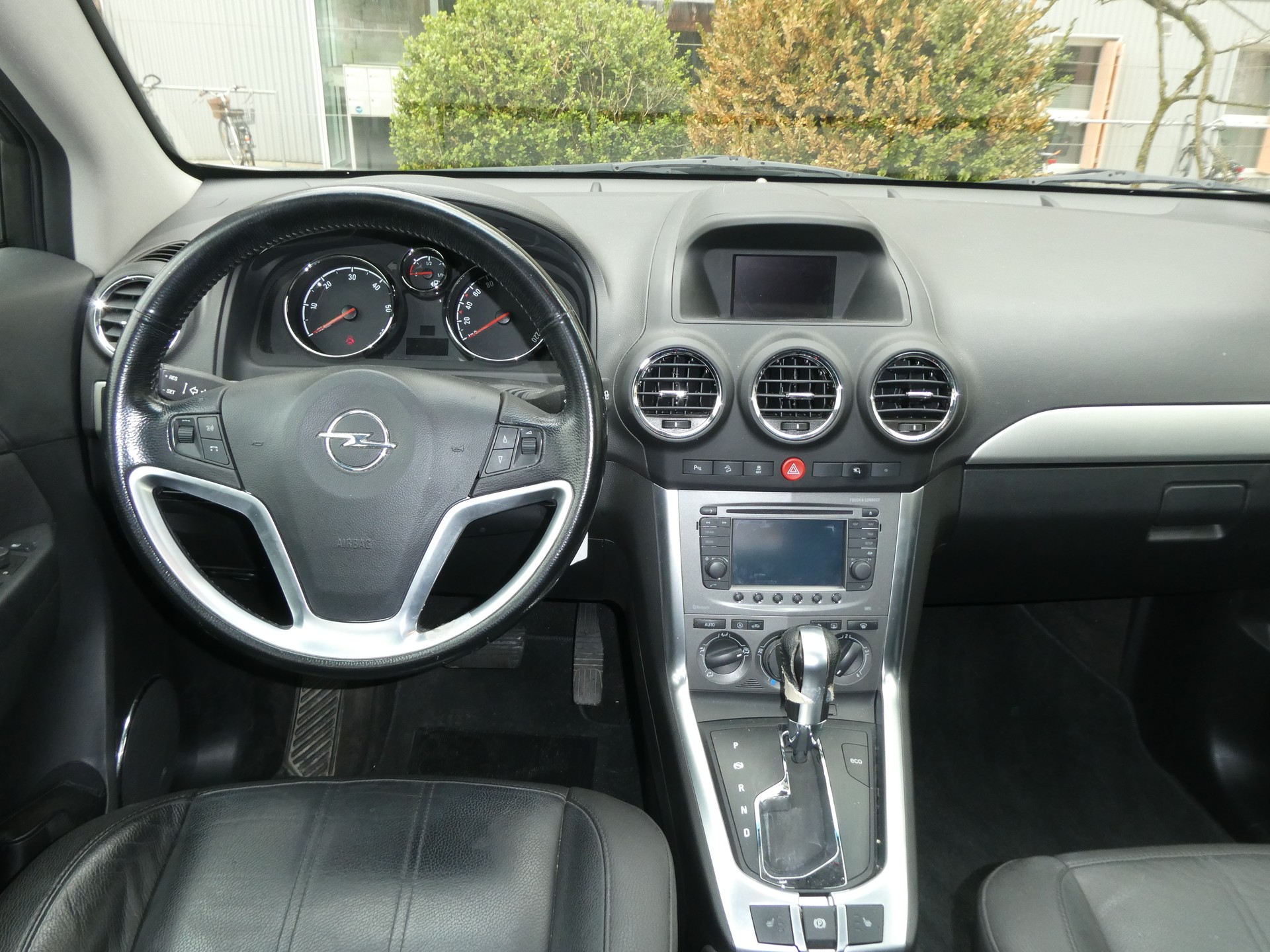 OPEL Antara 2.2 CDTi Cosmo 4WD Automatic-image-11