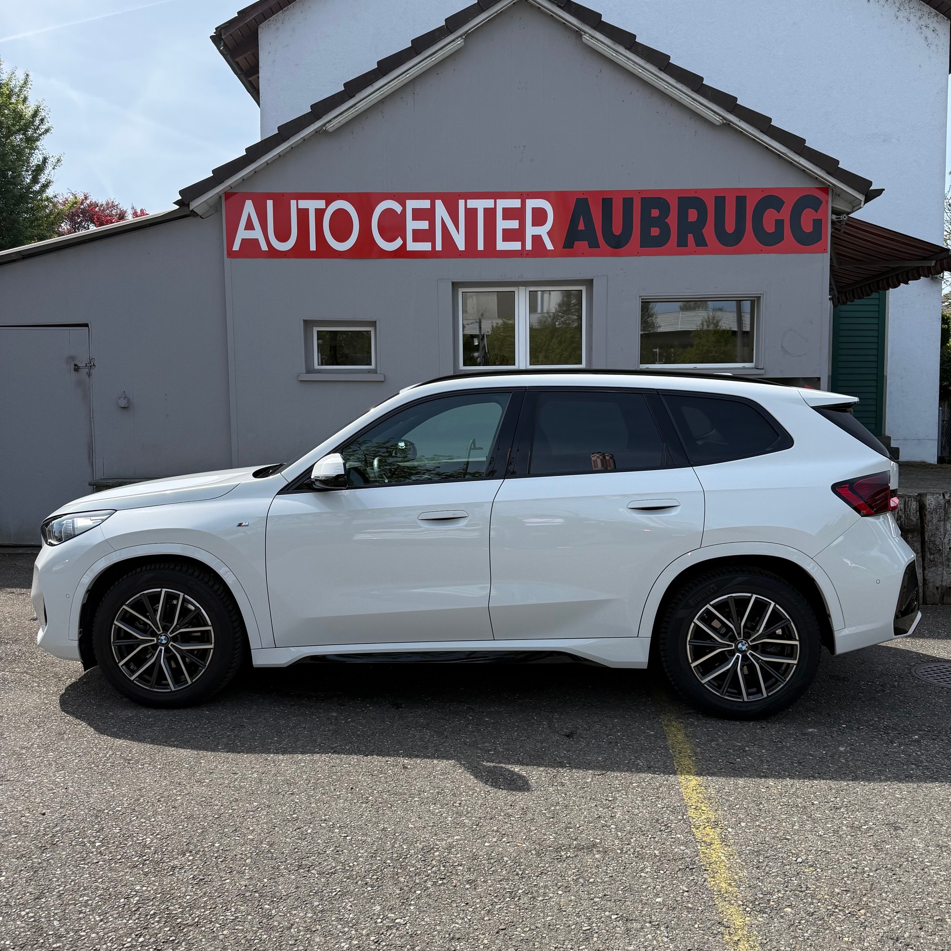 BMW X1 xDrive 20d 48V M Sport *PANORAMA-DACH / ANHÄNGERKUPPLUNG / CH-FAHRZEUG*-image-7