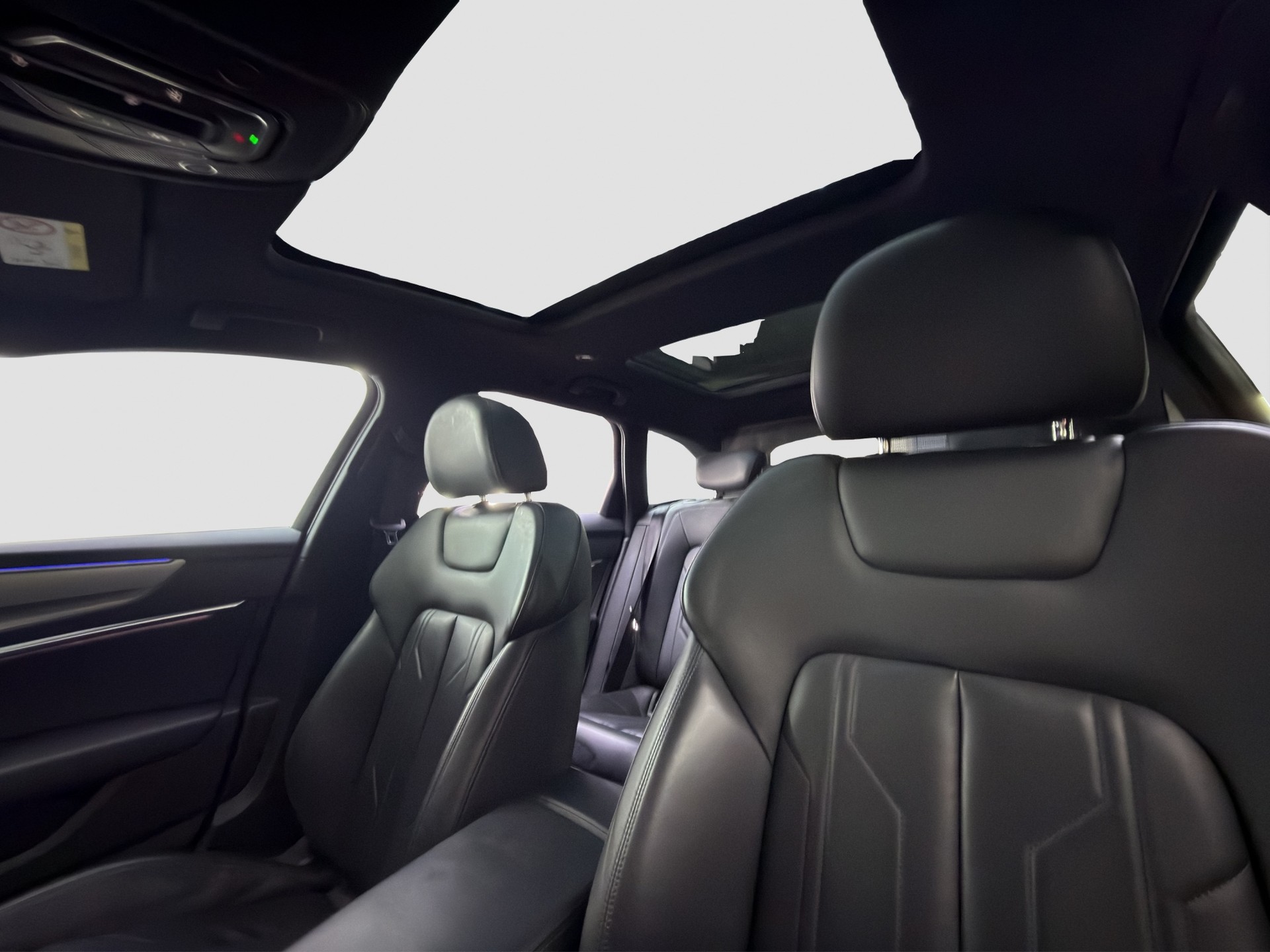 AUDI A6 Avant 50 TDI Sport quattro tiptronic-image-14