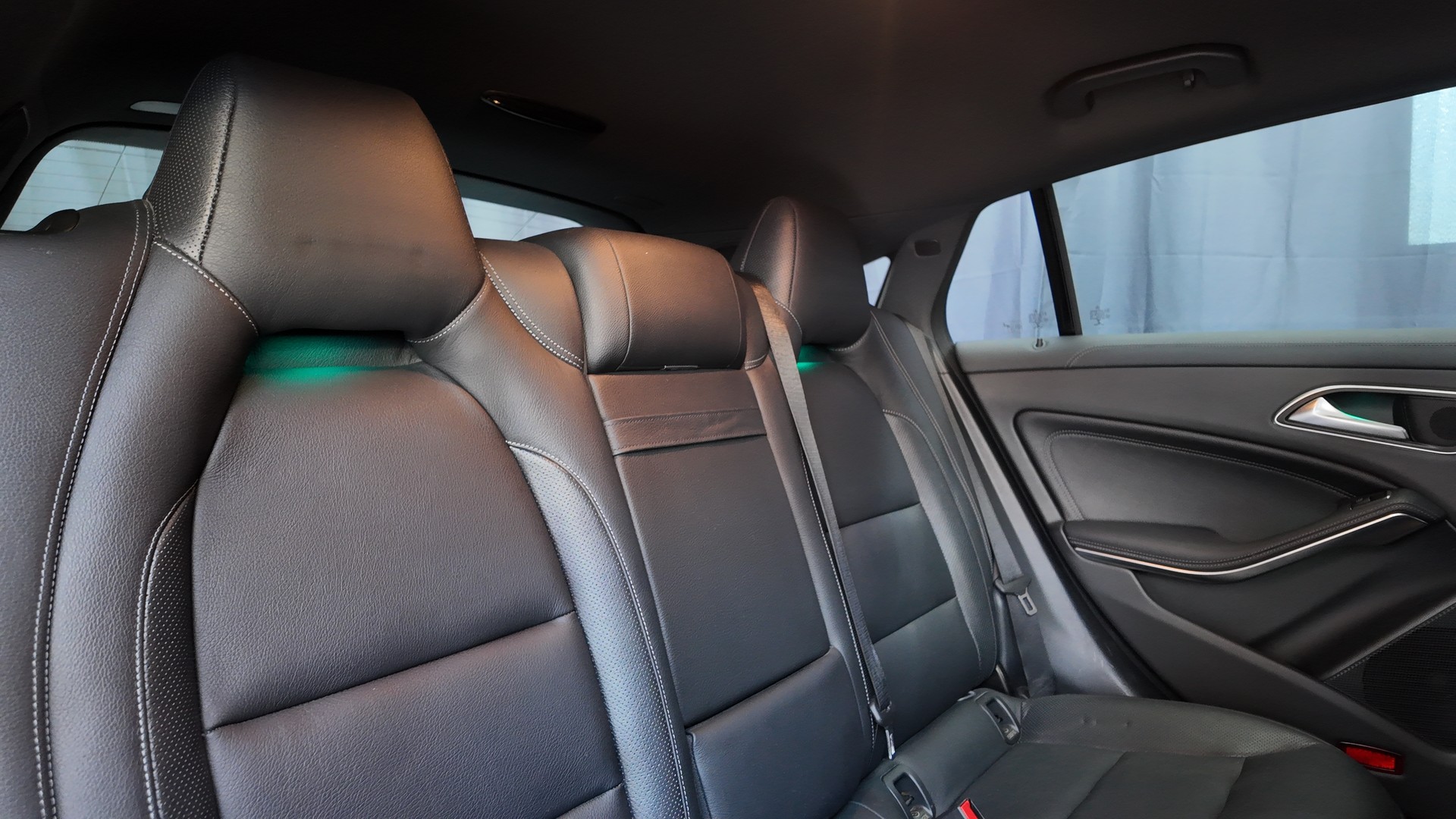 MERCEDES-BENZ CLA Shooting Brake 200 d Swiss Star Ed. 4M 7G-DCT-image-12
