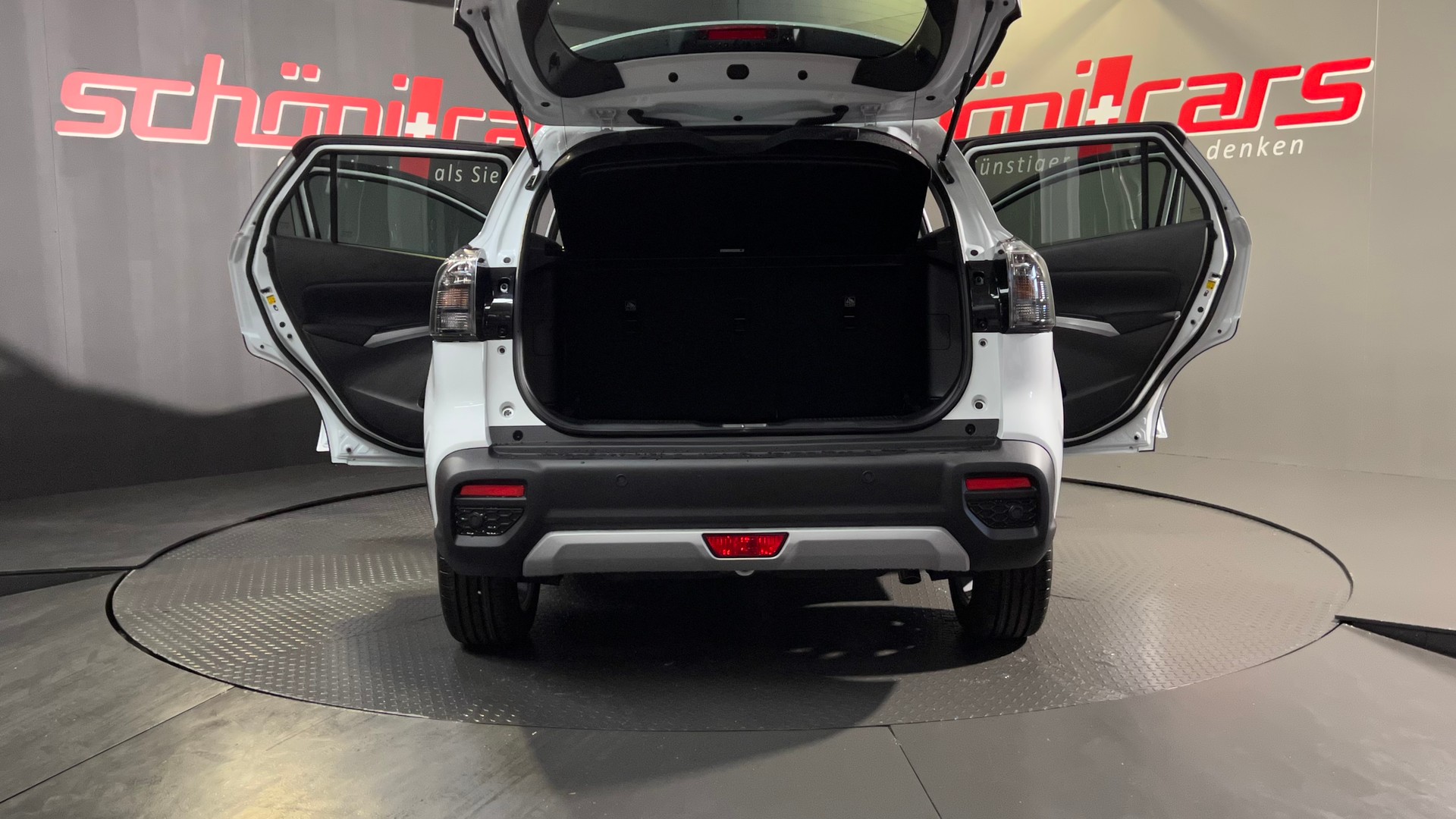 SUZUKI S-Cross 1.4 16V Compact+ MHD Automatic-image-5