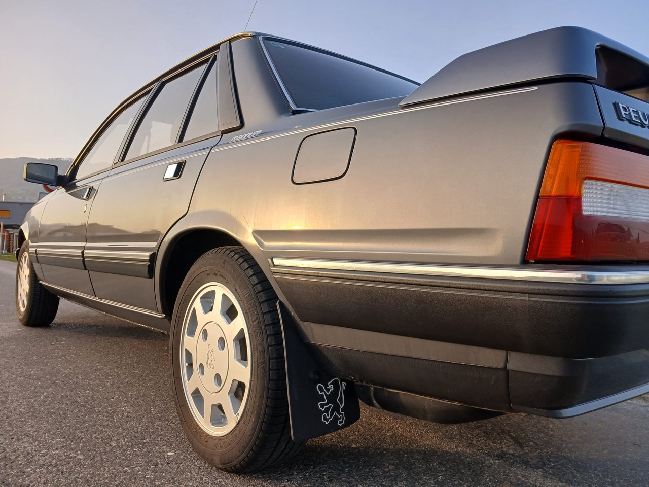 PEUGEOT 505 2.2 Magnum-image-7