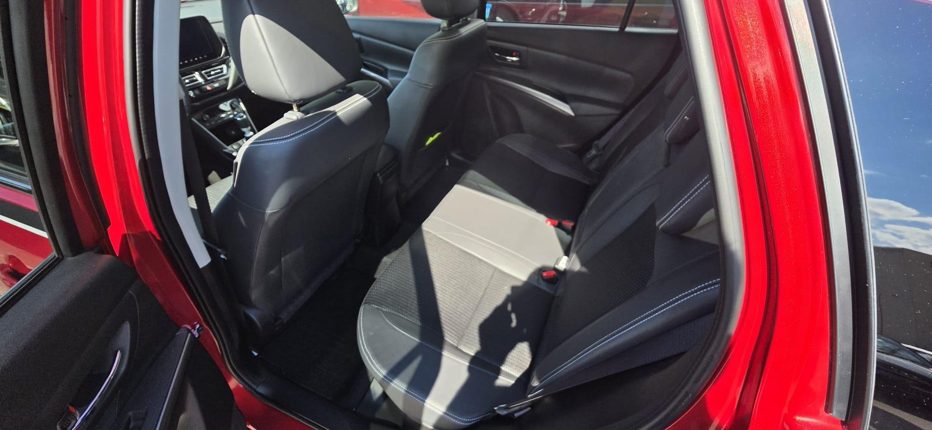 SUZUKI S-Cross 1.4 T Piz Sulai Top 4x4-image-4
