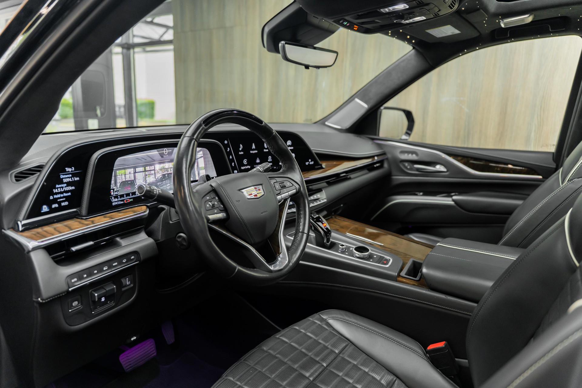 CADILLAC ESCALADE-image-2