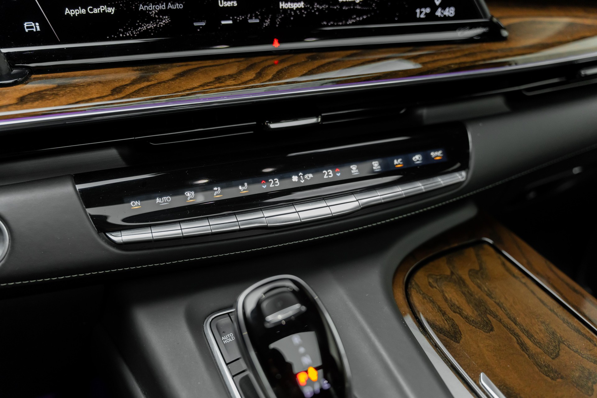 CADILLAC ESCALADE-image-11