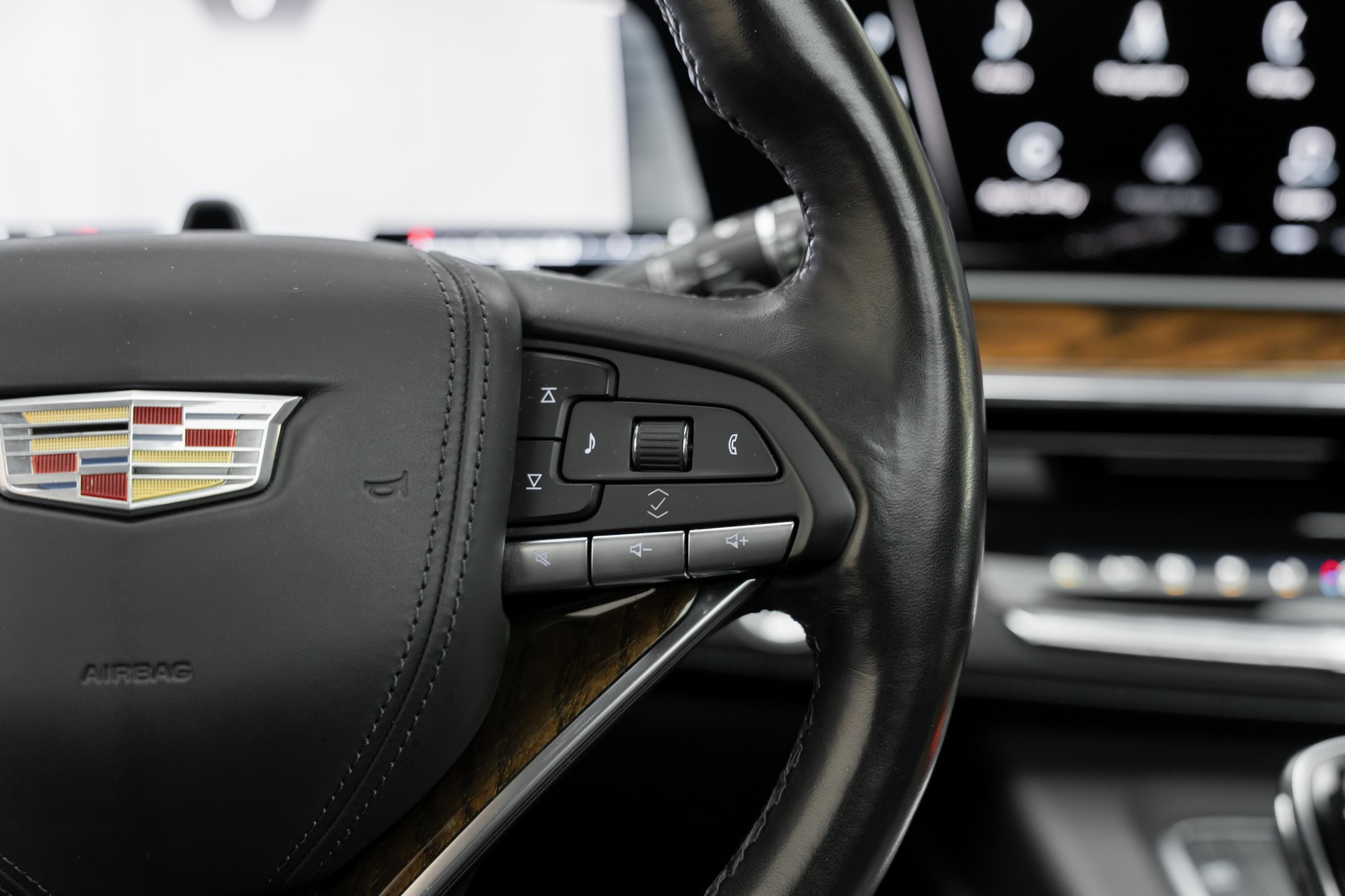 CADILLAC ESCALADE-image-21