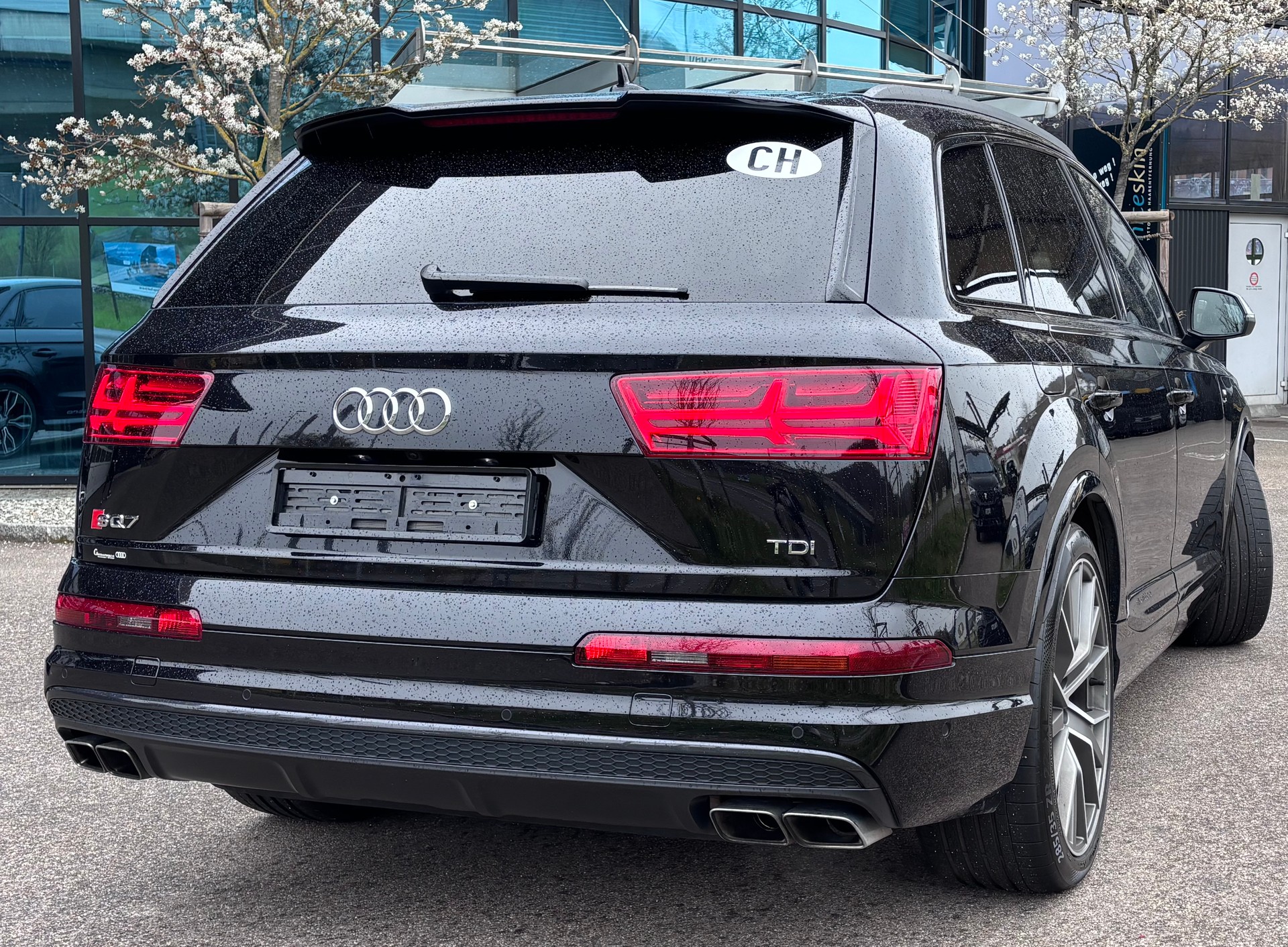 AUDI 4.0 V8 TDI quattro T-Tronic-image-1