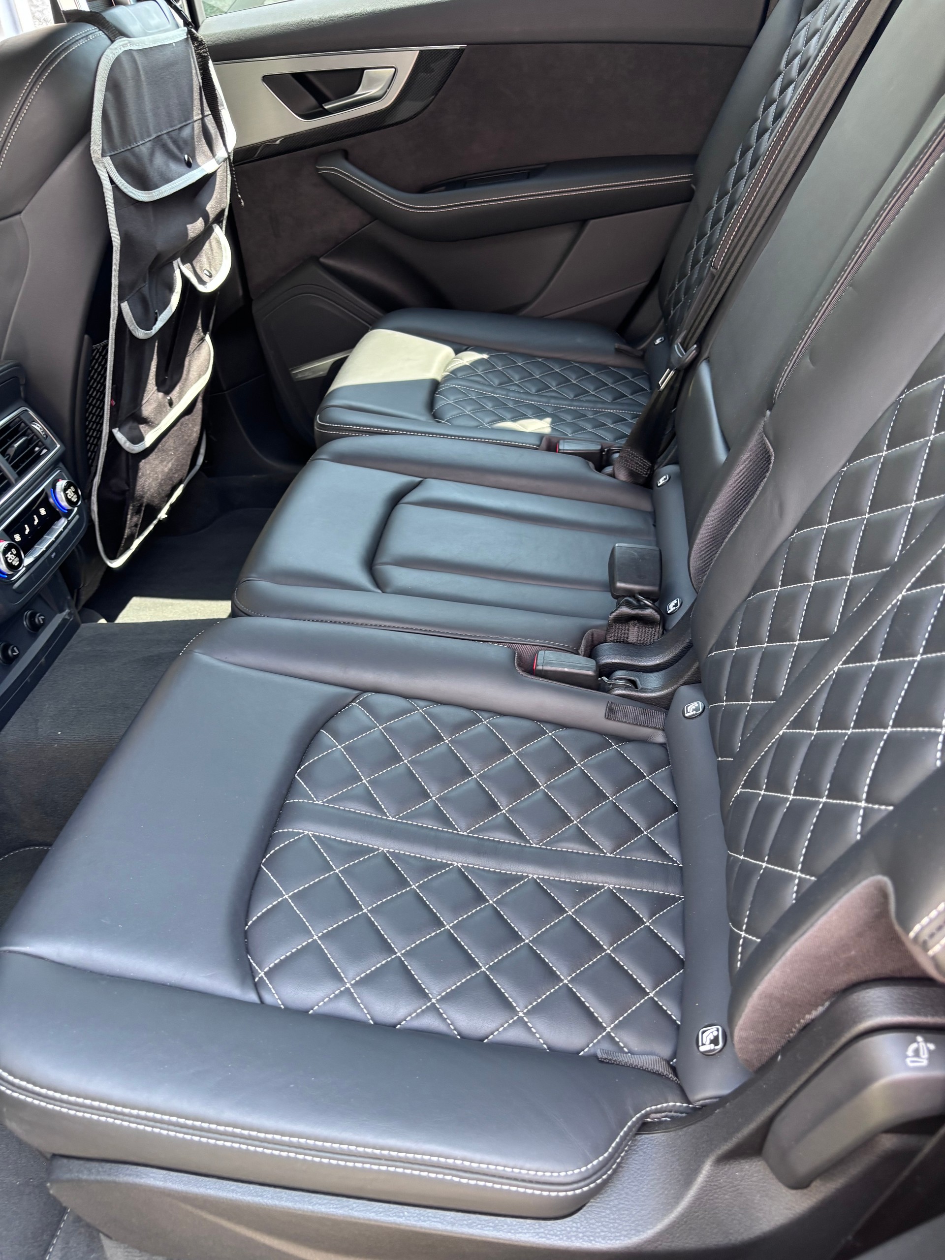 AUDI 4.0 V8 TDI quattro T-Tronic-image-16