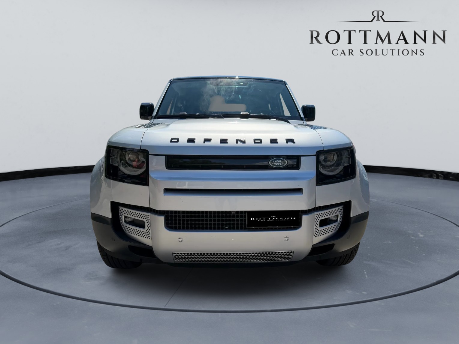 LAND ROVER Defender 110 3.0 D I6 250 First Edition AWD AT8-showroom-element-2