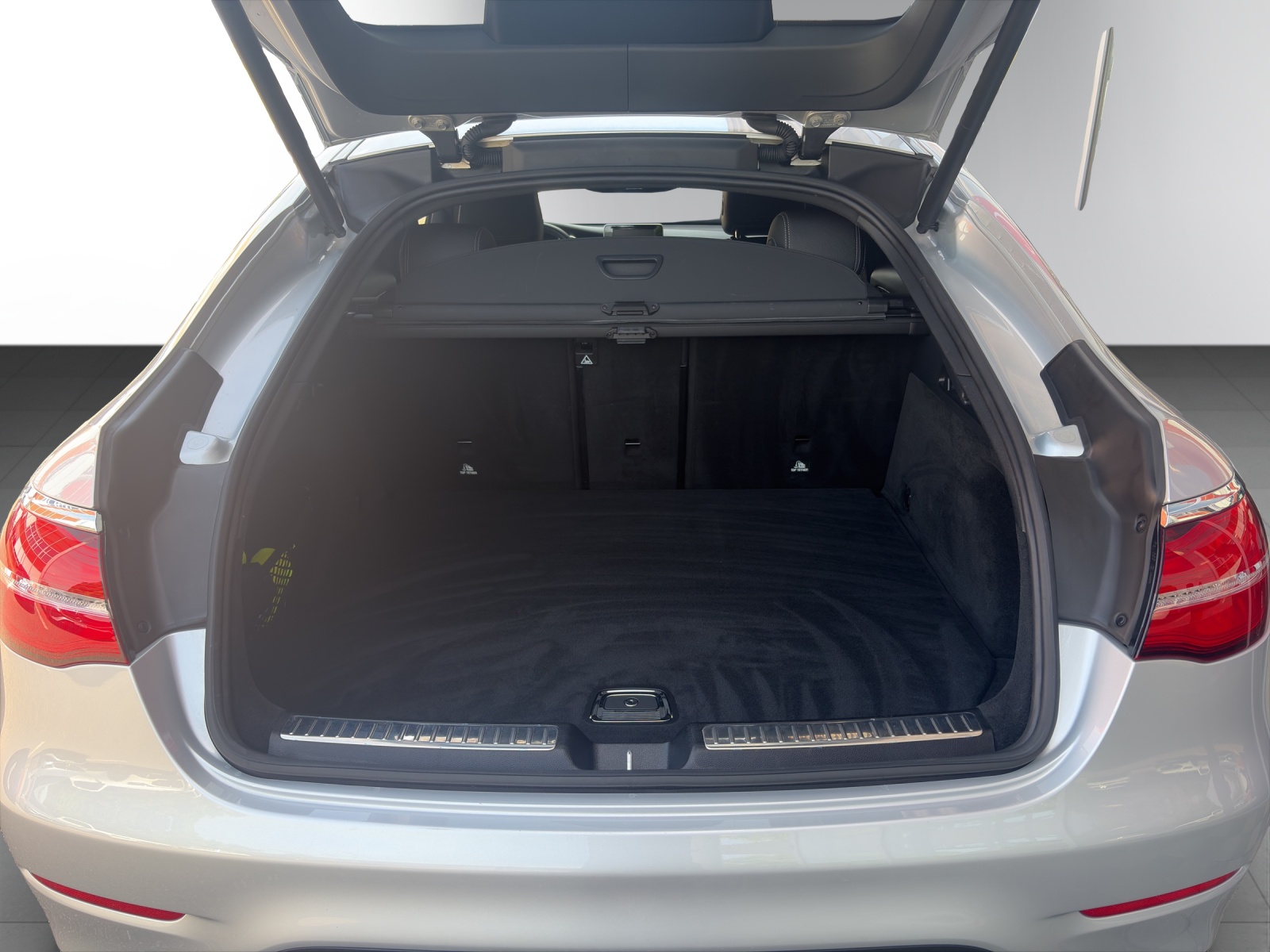 MERCEDES-BENZ GLC Coupé 250 d AMG 4M-image-6