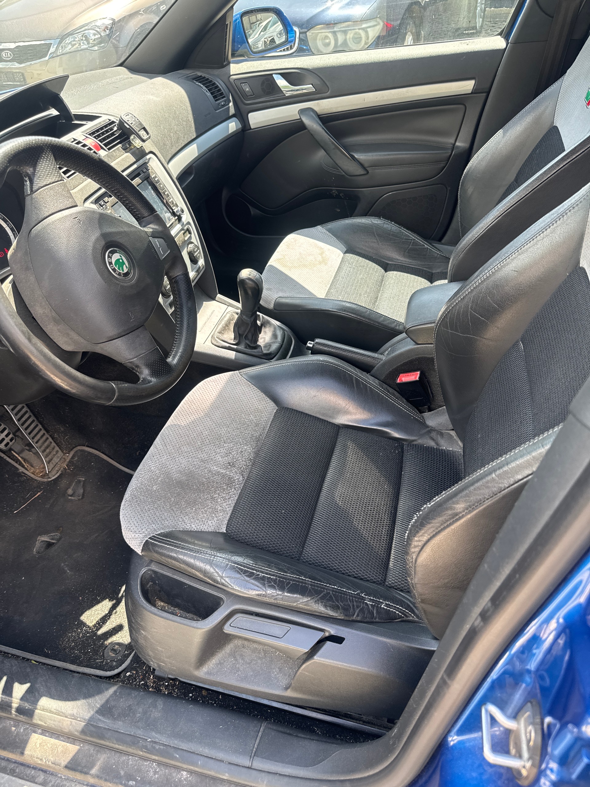 SKODA Octavia 2.0 TFSI RS-image-4