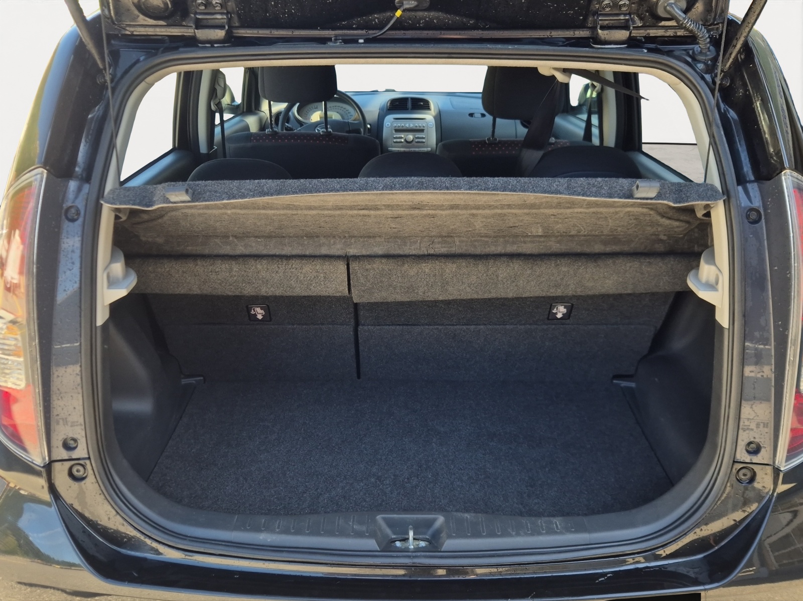 DAIHATSU Sirion 1.3 S Custom 4WD-image-14