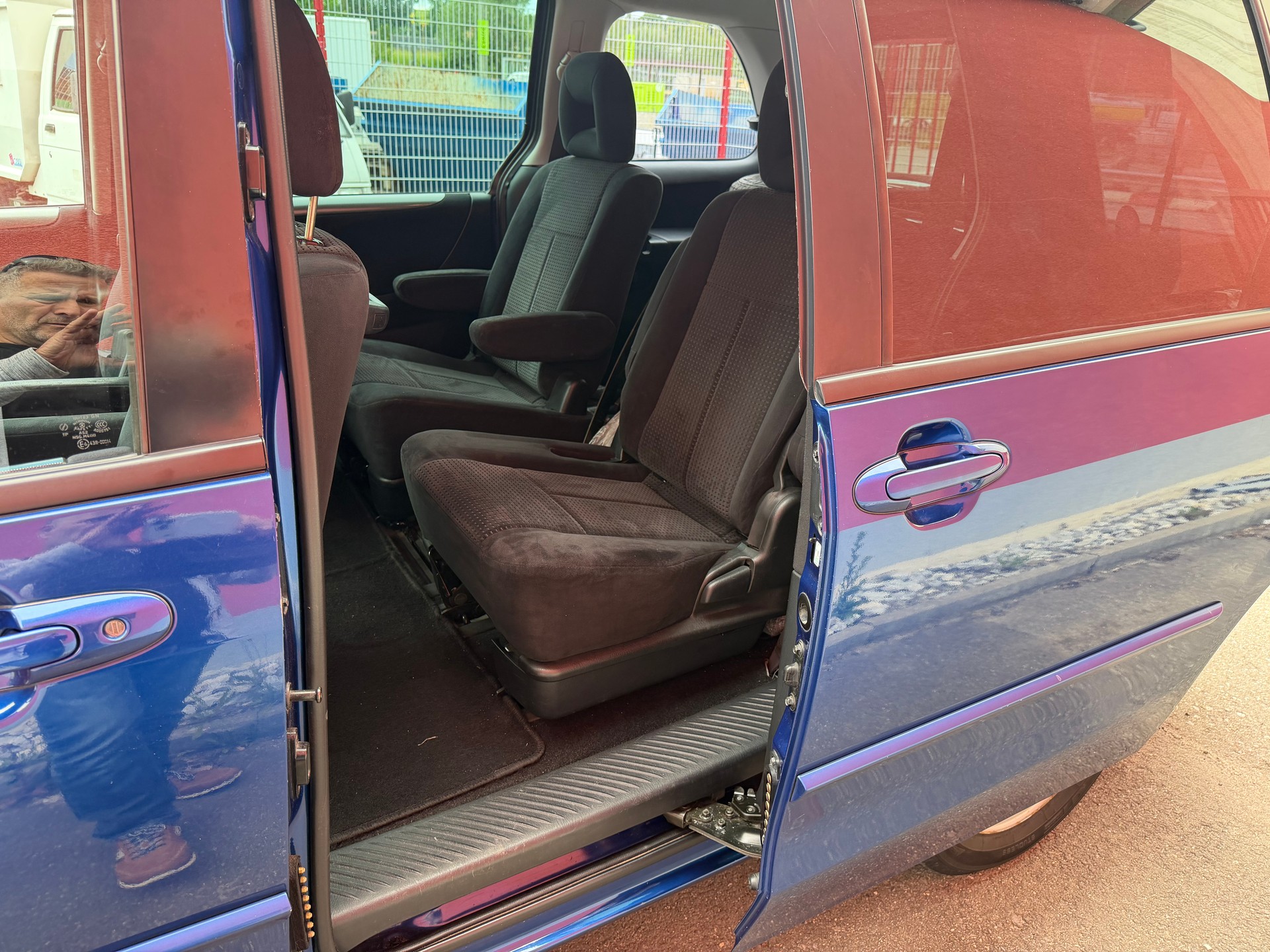MAZDA MPV 2.0 D 16V Exclusive Karakuri-image-4