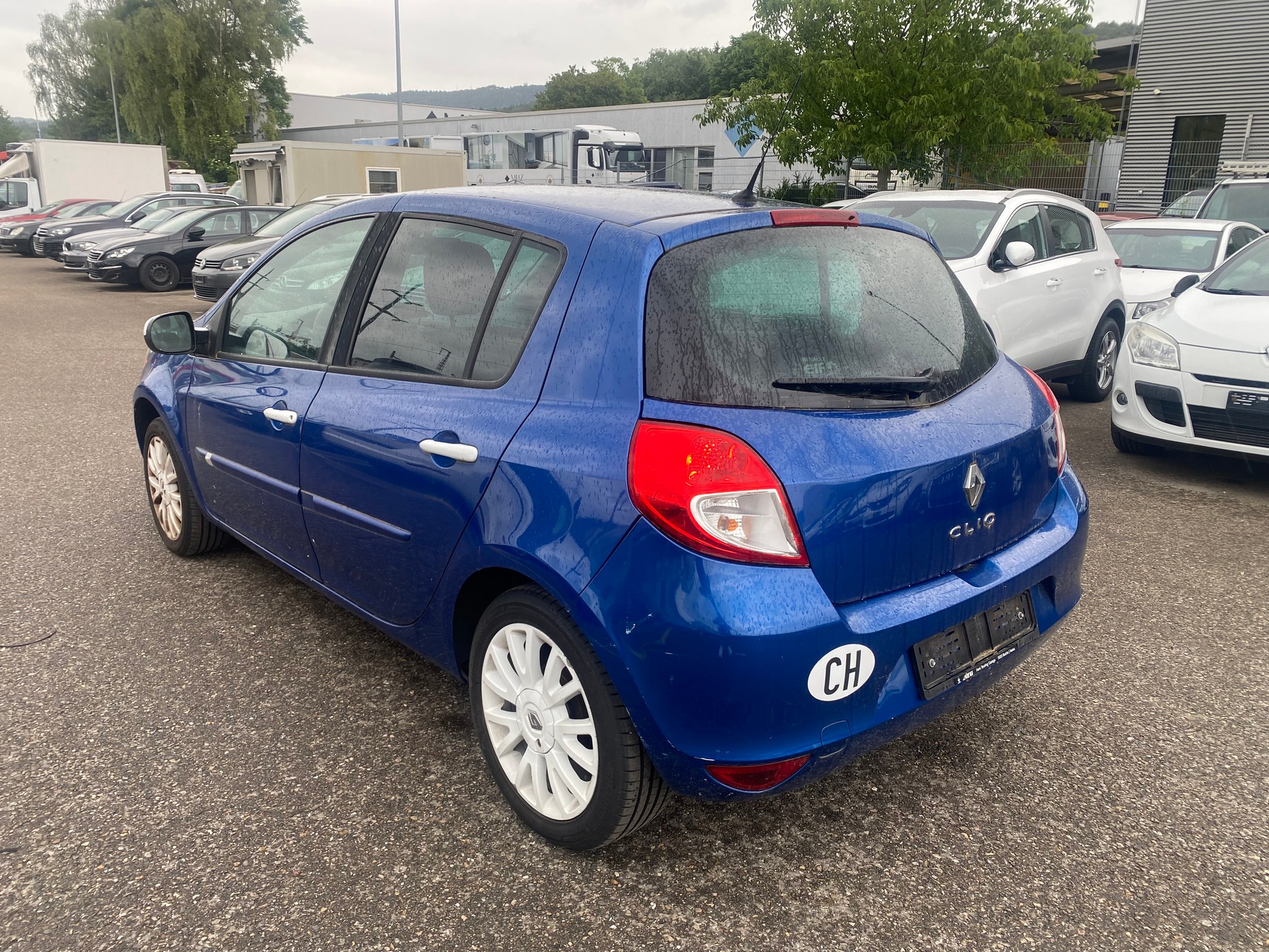 RENAULT Clio 1.2 16V Turbo 20th Edition-image-5