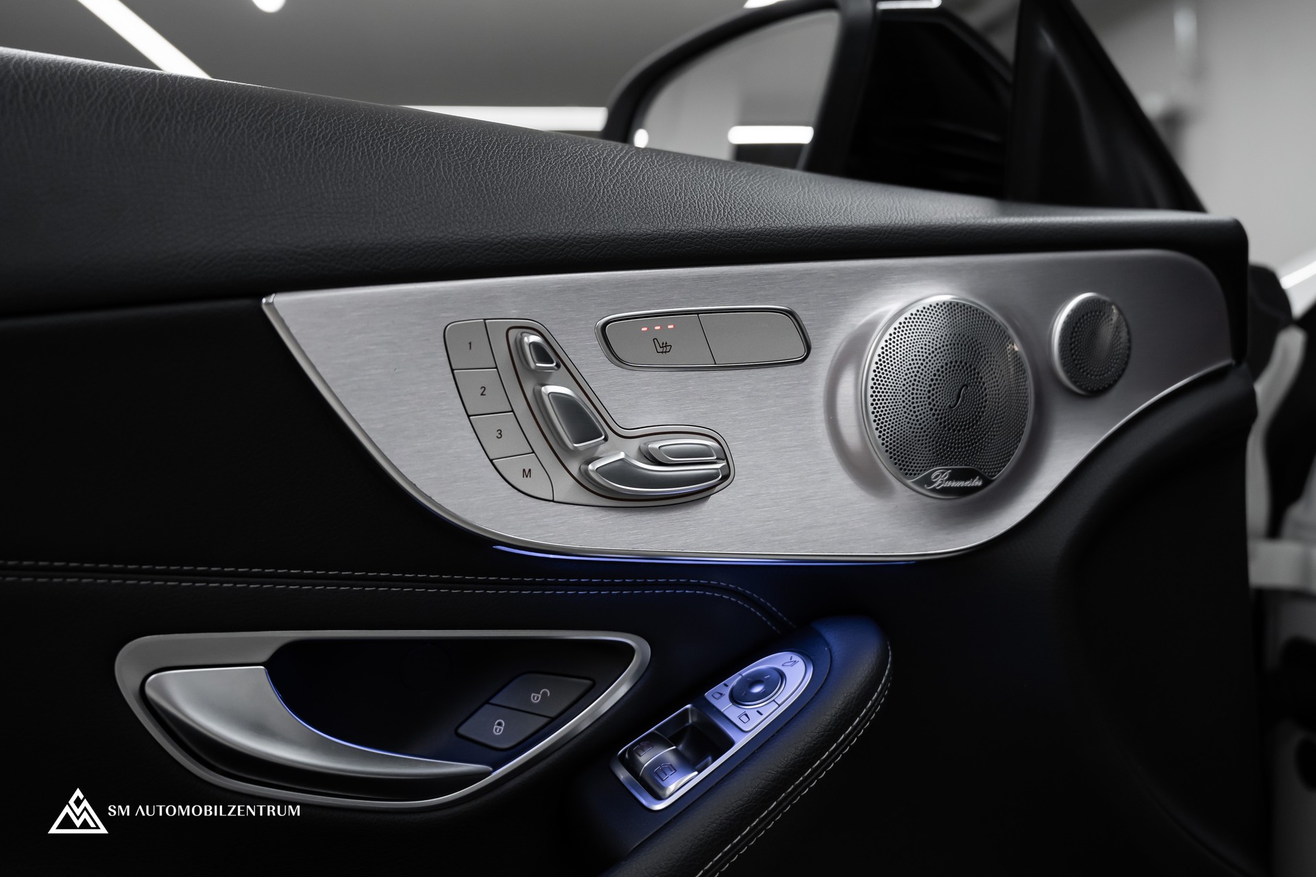 MERCEDES-BENZ C 200 4matic Coupé / Burmester / Memory / 360° / Alcantara-image-19