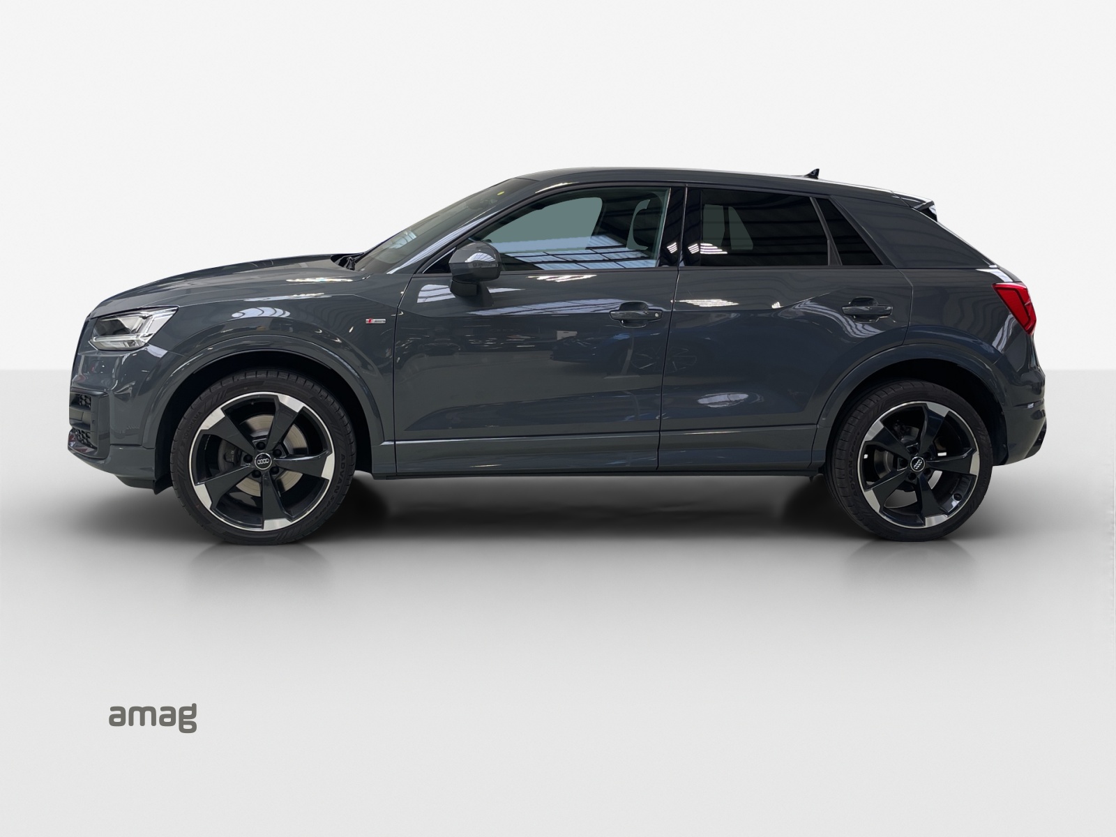 AUDI Q2 35 TFSI Sport S-tronic-showroom-element-1