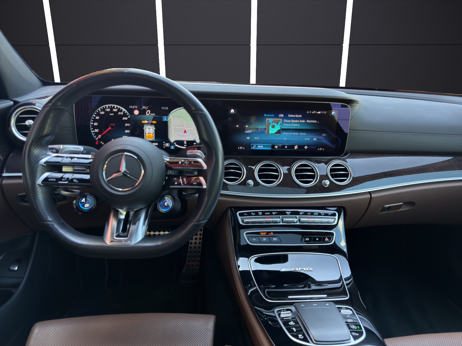 MERCEDES-BENZ AMG E 63 S T 4Matic+ Speedshift 9G-TCT-image-15