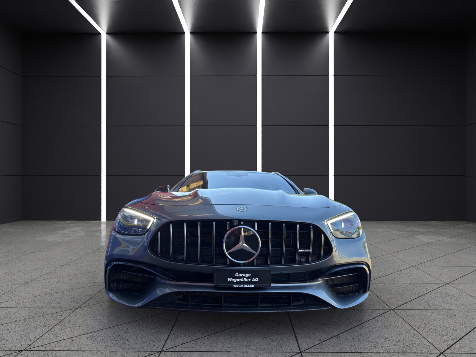 MERCEDES-BENZ AMG E 63 S T 4Matic+ Speedshift 9G-TCT-showroom-element-2