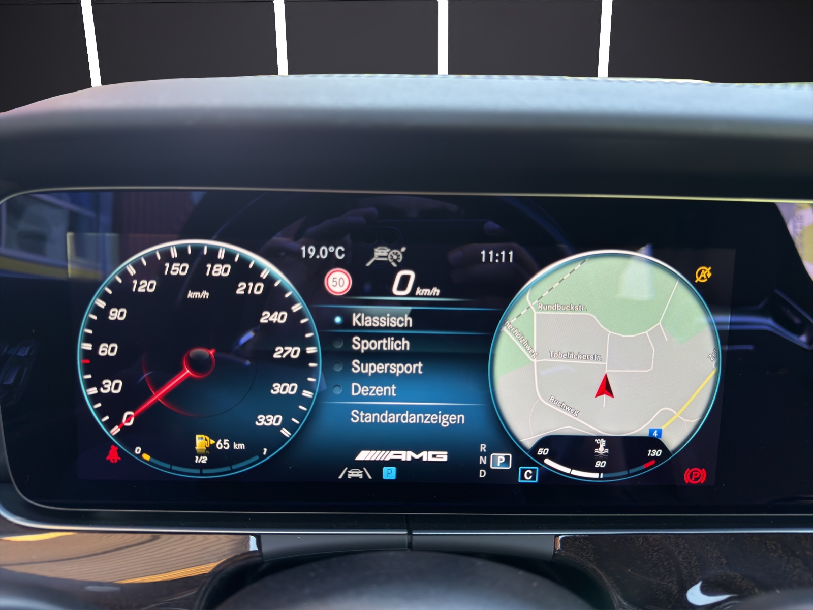 MERCEDES-BENZ AMG E 63 S T 4Matic+ Speedshift 9G-TCT-image-17