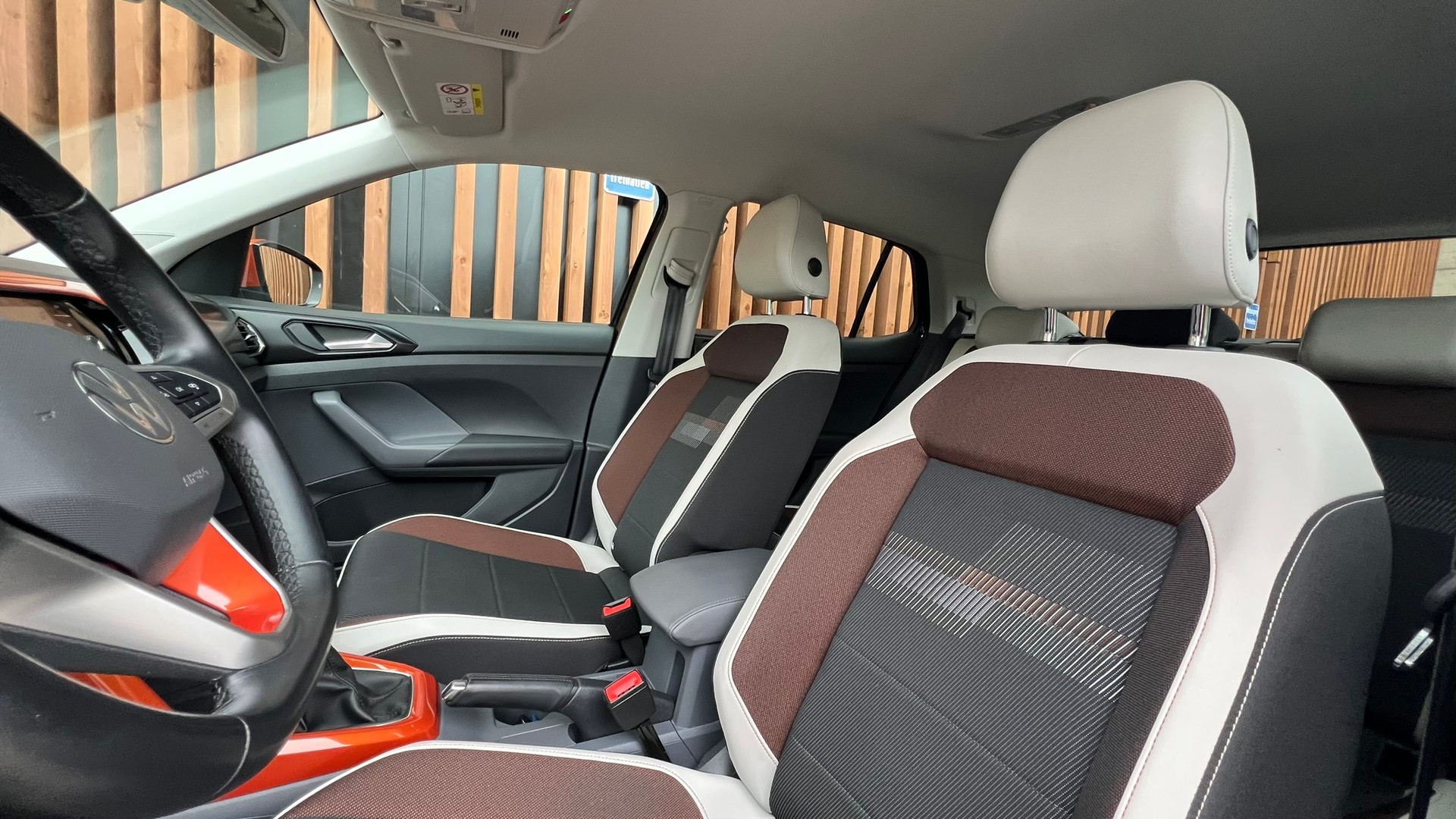 VW T-CROSS 1.5 TSI EVO ACT ENERGETIC ORANGE STYLE DSG l 150 PS-image-24