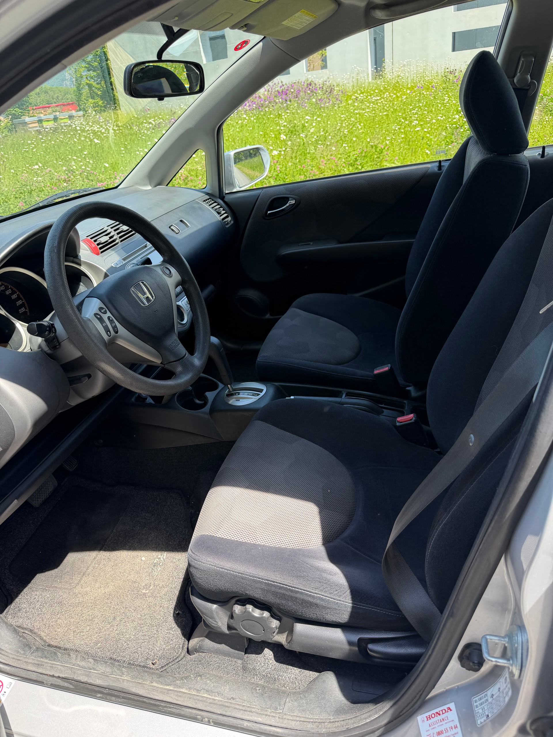 HONDA JAZZ 1.4 Automatique-image-8