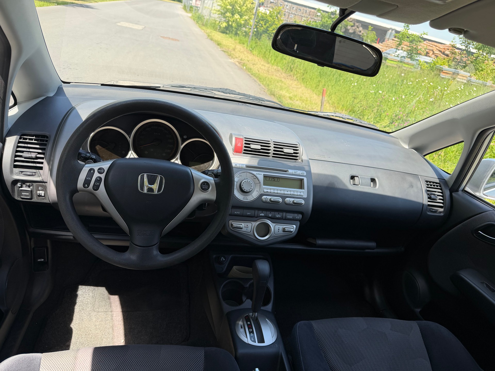 HONDA JAZZ 1.4 Automatique-image-6