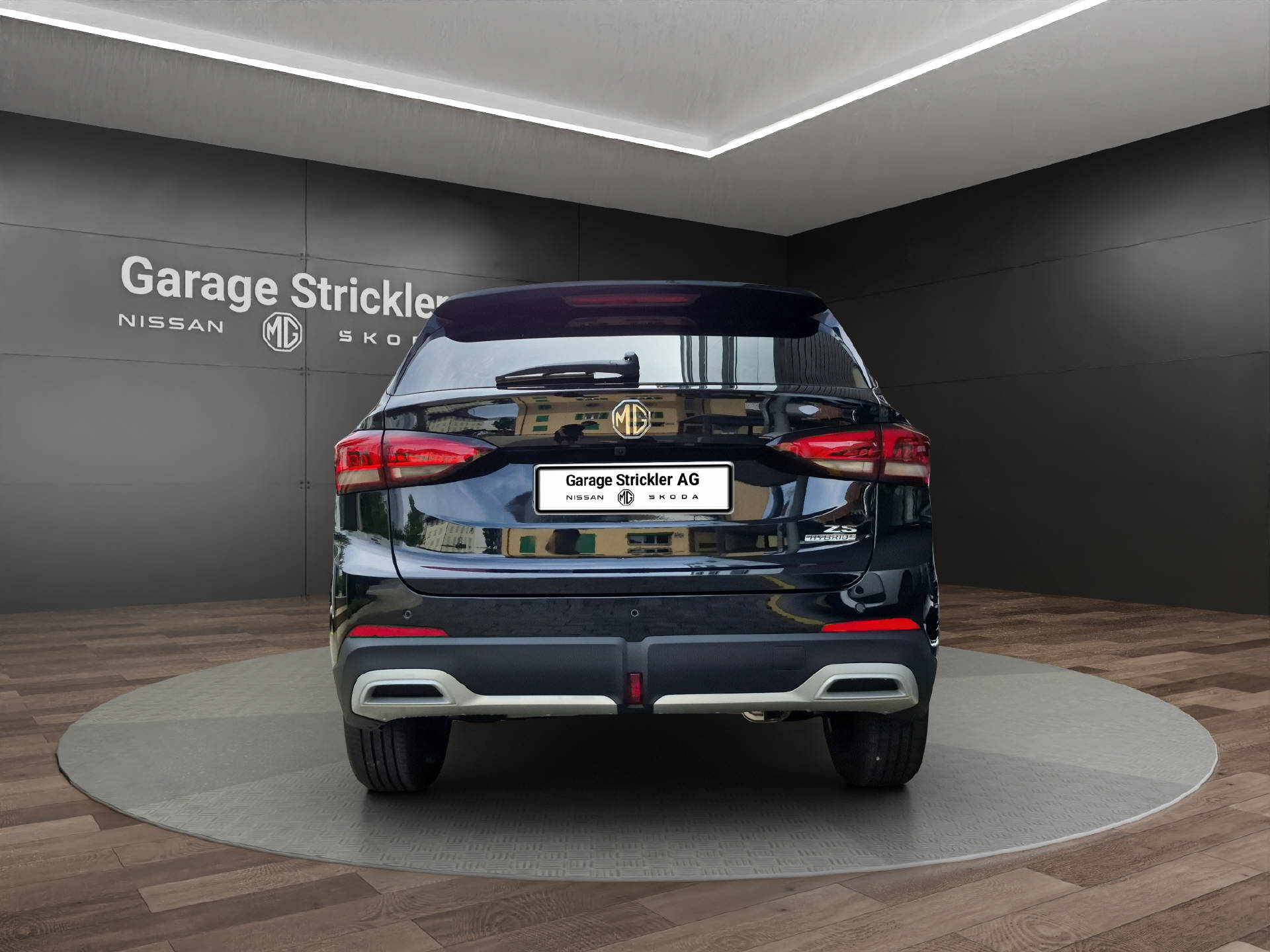 MG ZS 1.5 Hybrid+ Luxury Sunroof-showroom-element-3