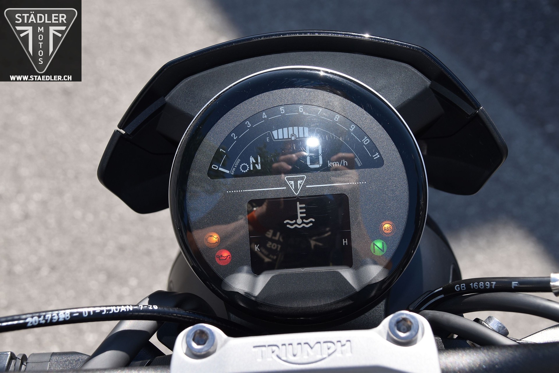 TRIUMPH Trident 660-image-2