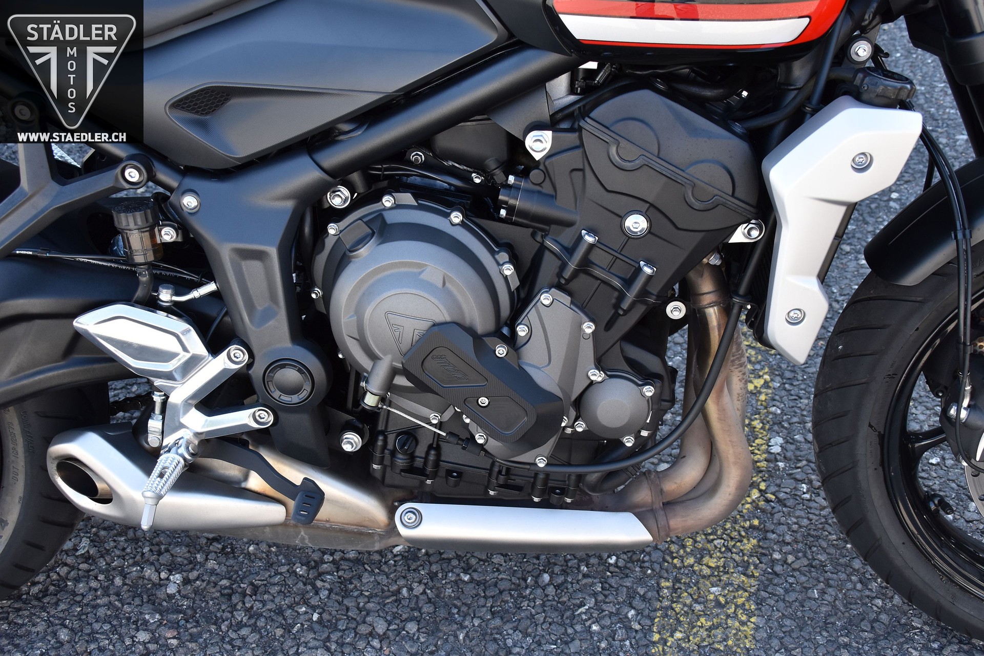 TRIUMPH Trident 660-image-6