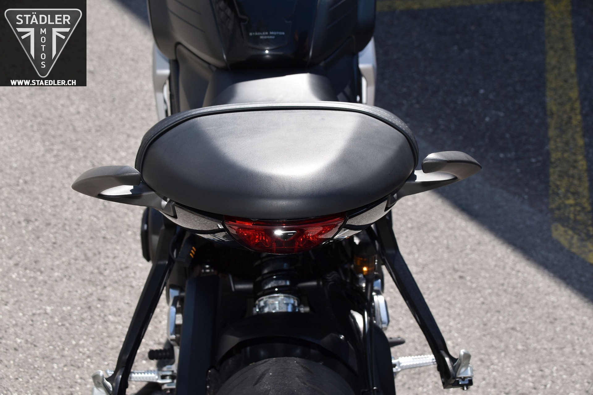TRIUMPH Trident 660-image-4