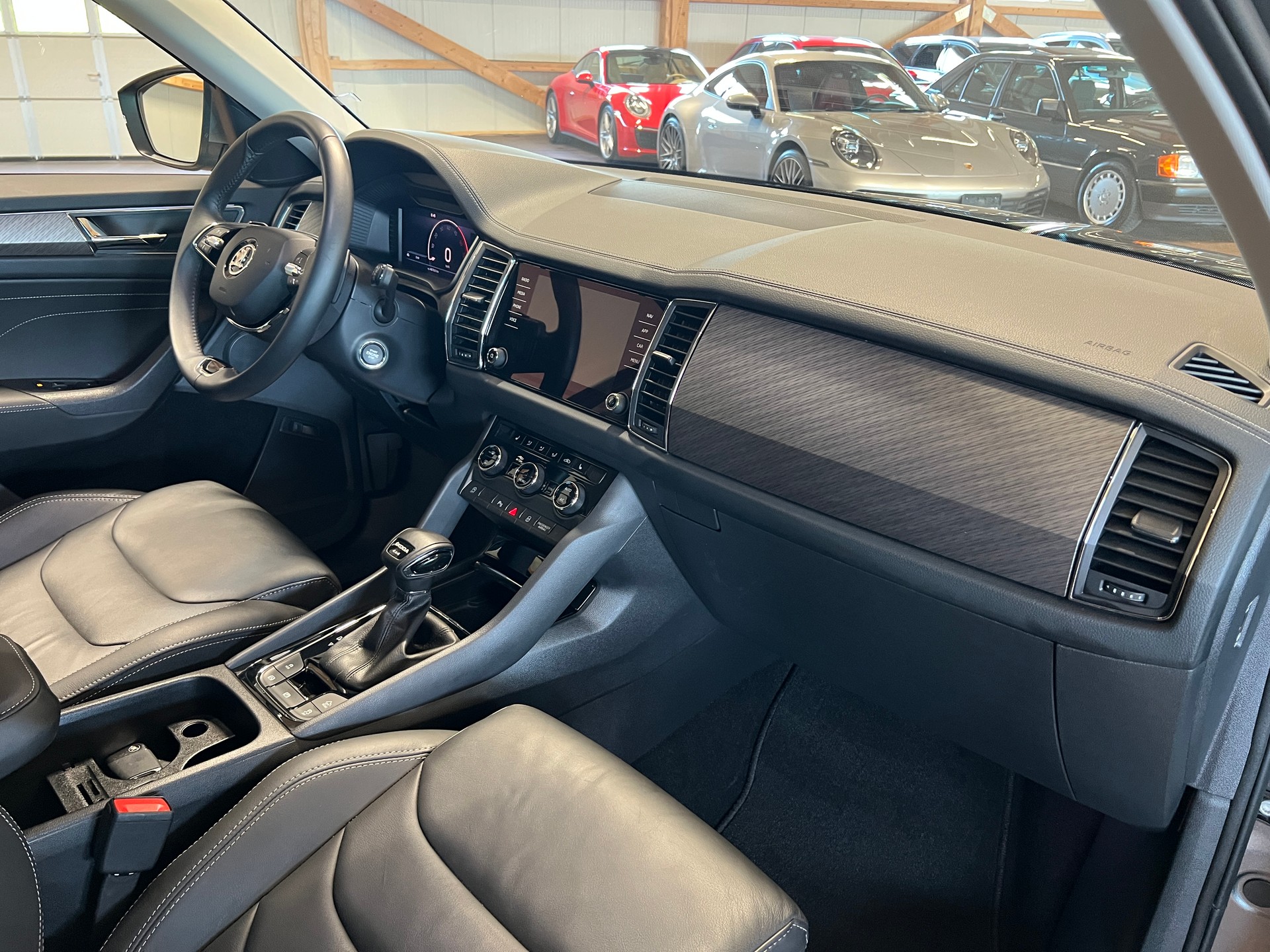 SKODA Kodiaq 2.0 TDI CR Style 4x4 DSG-image-11