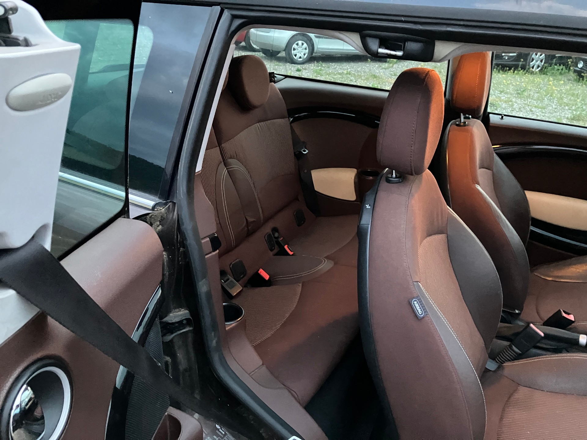 MINI Clubman Cooper-image-7