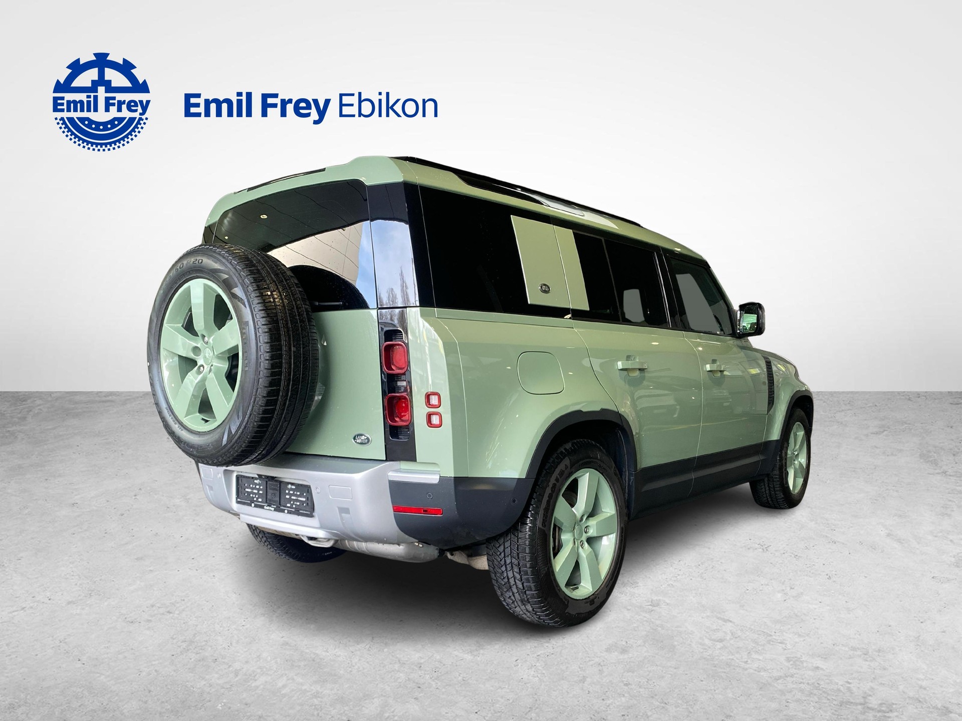 LAND ROVER Defender 110 3.0 D I6 300 75th Edition-image-4