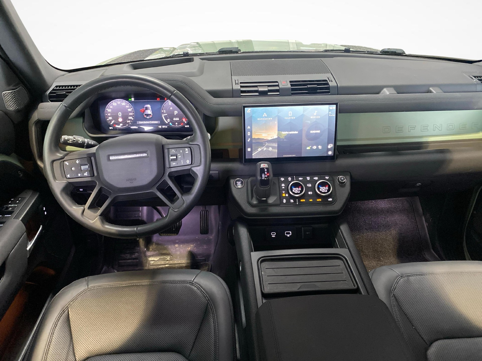 LAND ROVER Defender 110 3.0 D I6 300 75th Edition-image-8