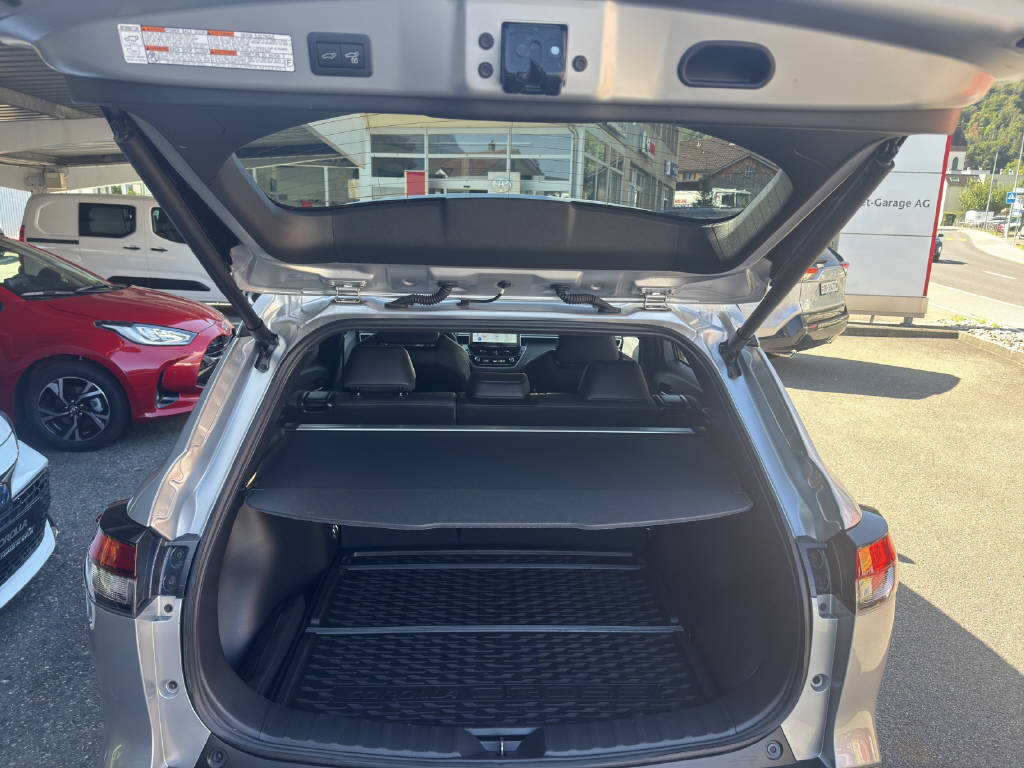 TOYOTA Corolla Cross 2.0 HSD Trend AWD-i-image-14