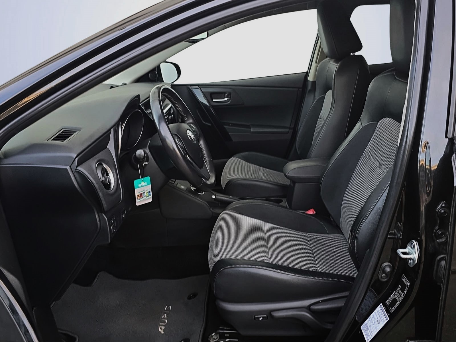 TOYOTA Auris 1.8 16V HSD Linea Sol-image-9