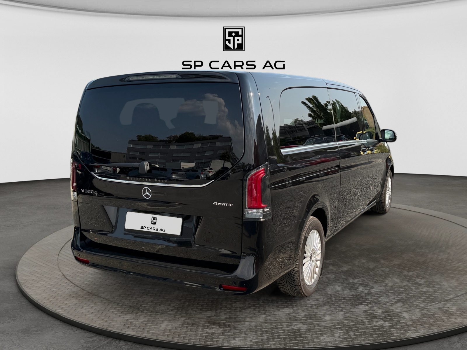 MERCEDES-BENZ V 300 d extralang Avantgarde 4Matic 9G-Tronic-image-4