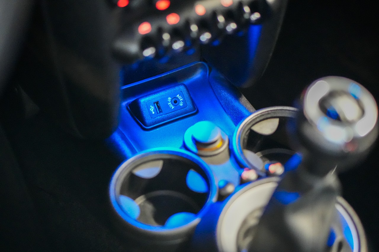 MINI One-image-24