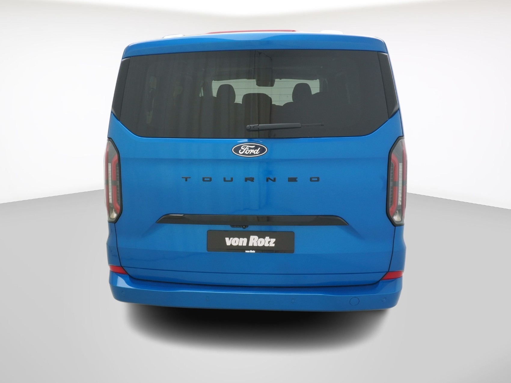 FORD Tourneo Custom 320 L1 2.0 TDCI Titanium X-showroom-element-2