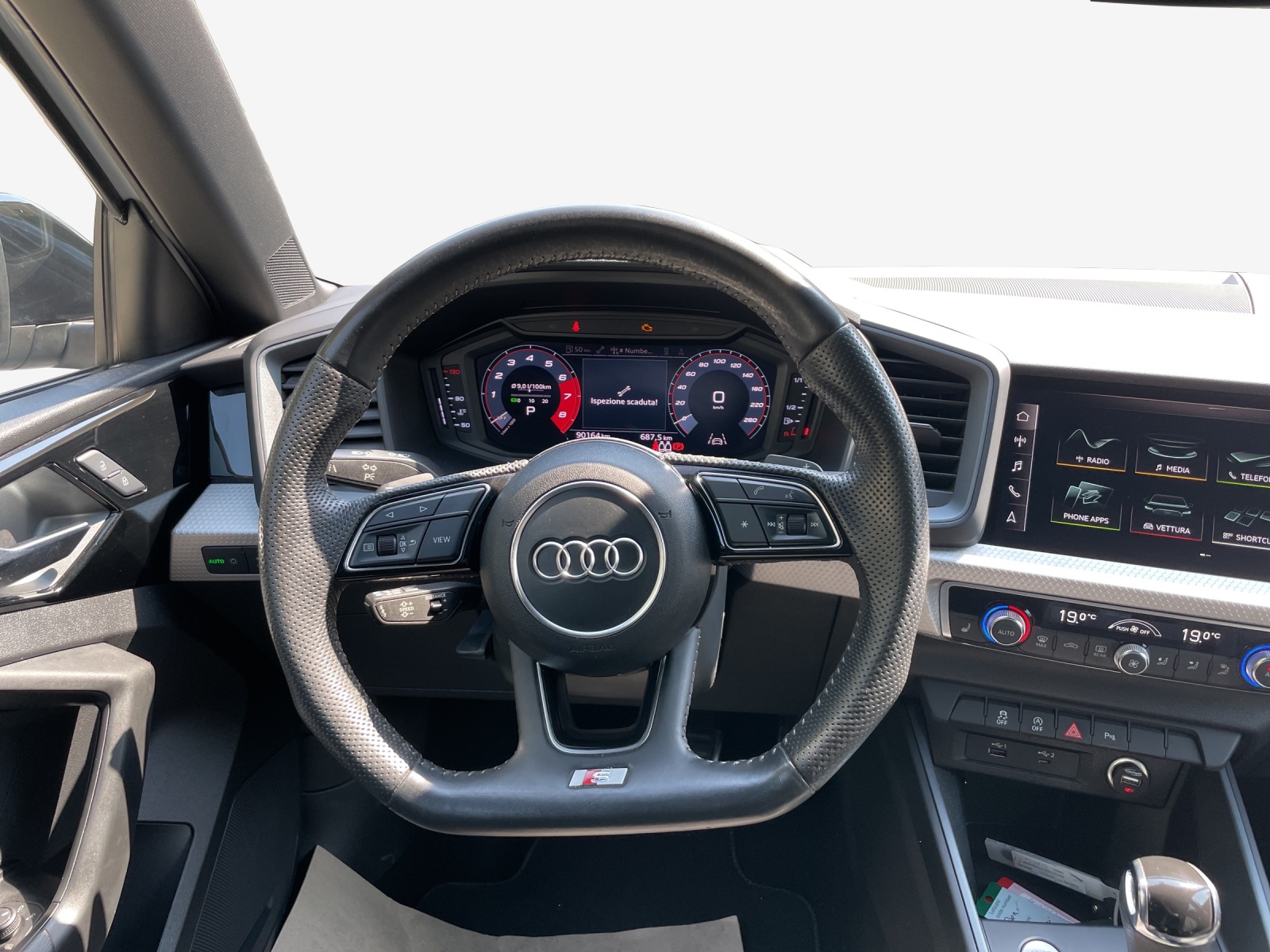 AUDI A1 Sportback 35 TFSI S Line S-tronic-image-8